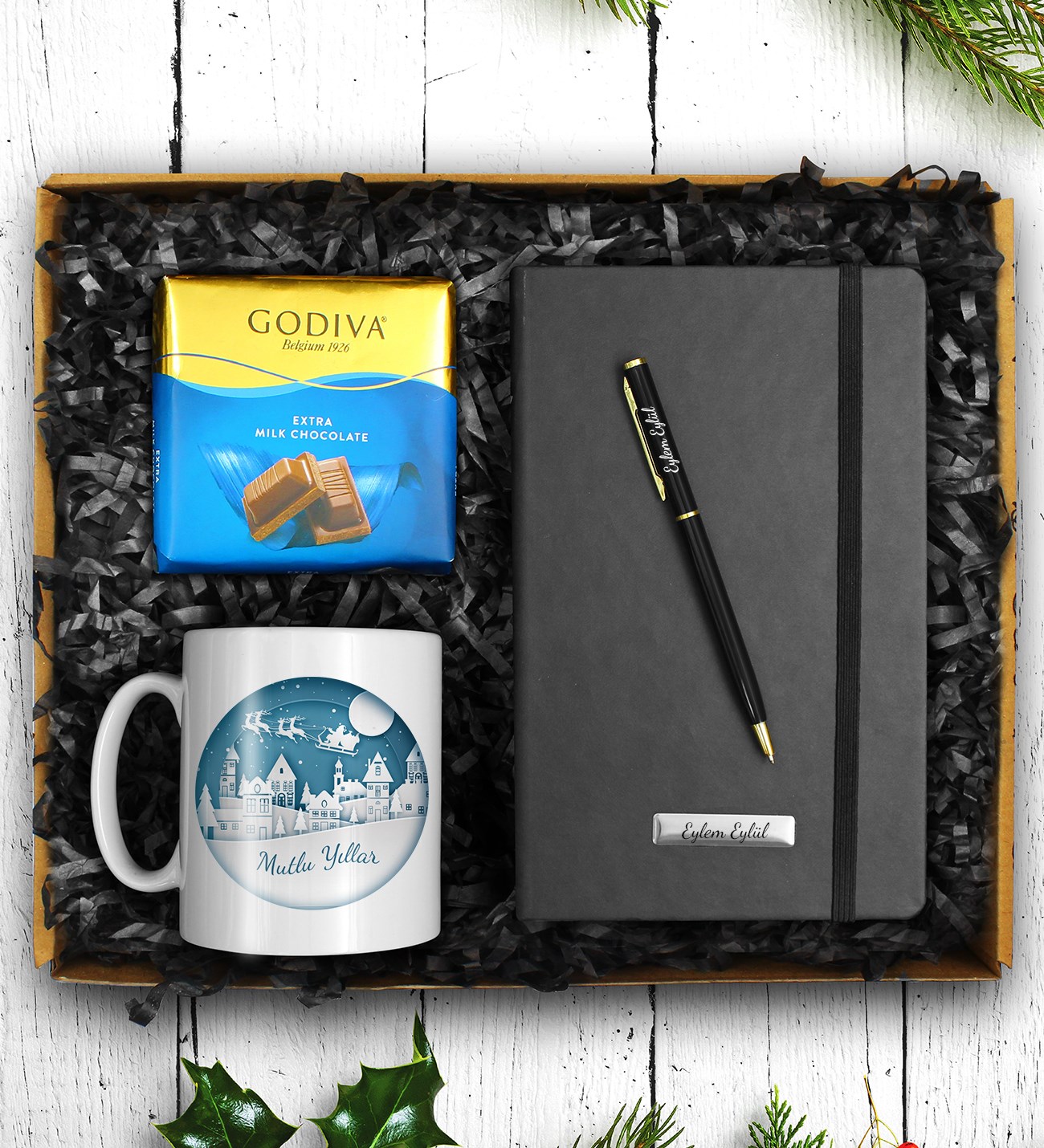 Yılbaşına Özel Tasarım Kupa & Termo Deri Defter & Kalem & Çikolata Hediye Seti