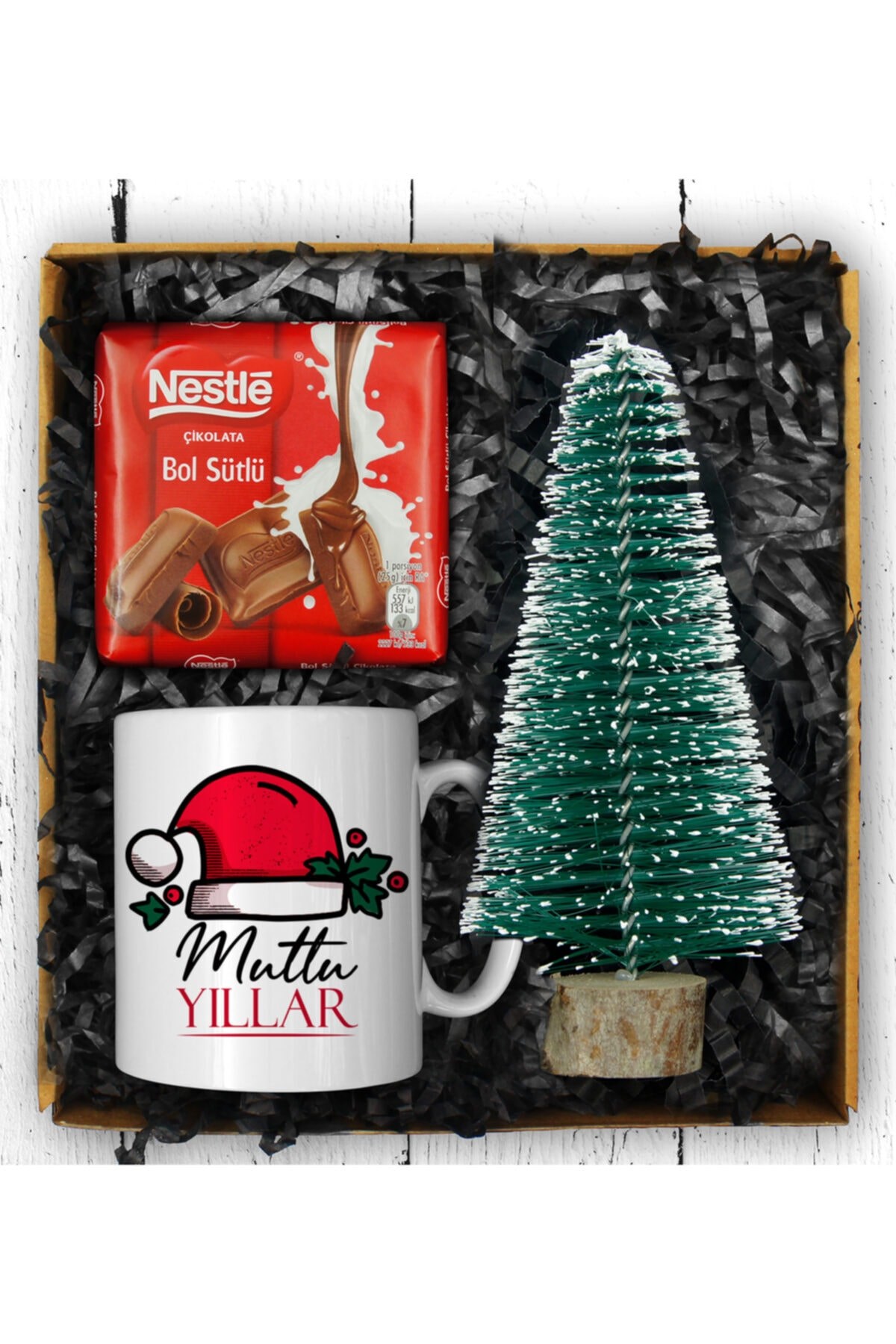 Yılbaşına Özel Tasarım Kupa & Yılbaşı Çam Ağacı & Çikolata Hediye Seti