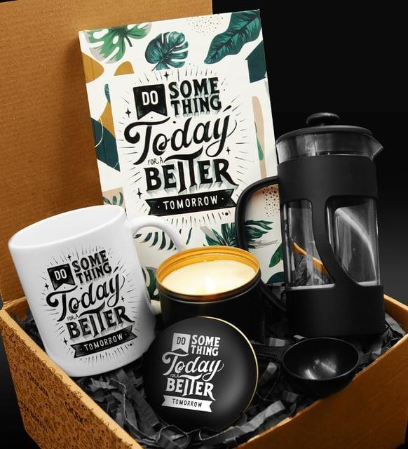 Özel Tasarım Kupa & Özel Tasarım Defter & French Press & Özel Tasarım Mum Hediye Seti