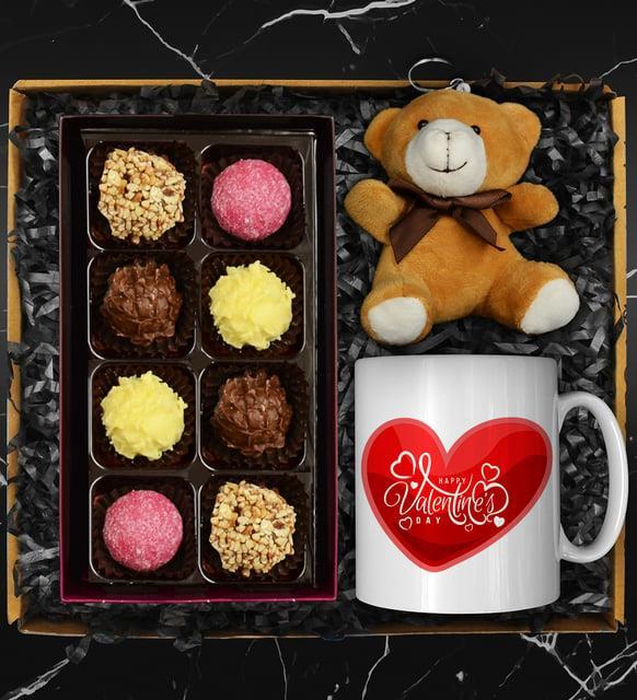 Sevgililer Gününe Özel Tasarım Kişiye Özel Kupa & Truffle Çikolata Kutusu & Peluş Ayıcık Hediye Seti
