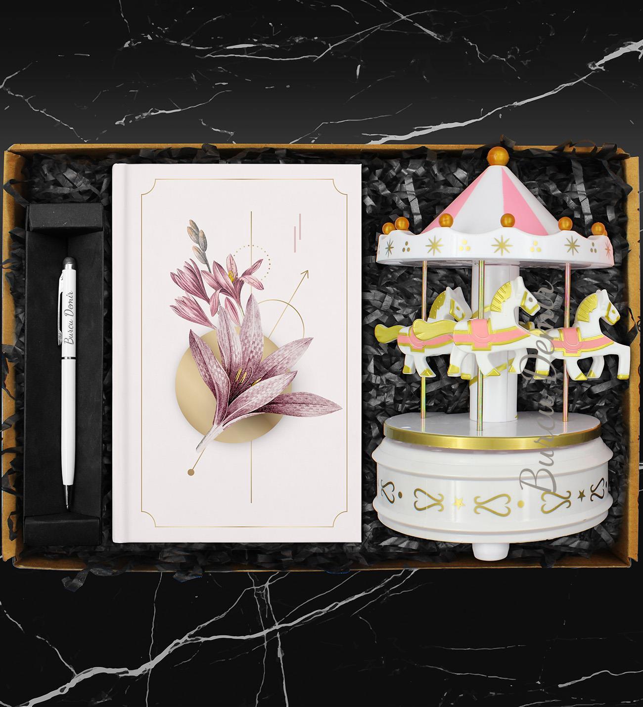 Tasarım Defter & Müzikli Atlıkarınca & Touch Pen Kalem