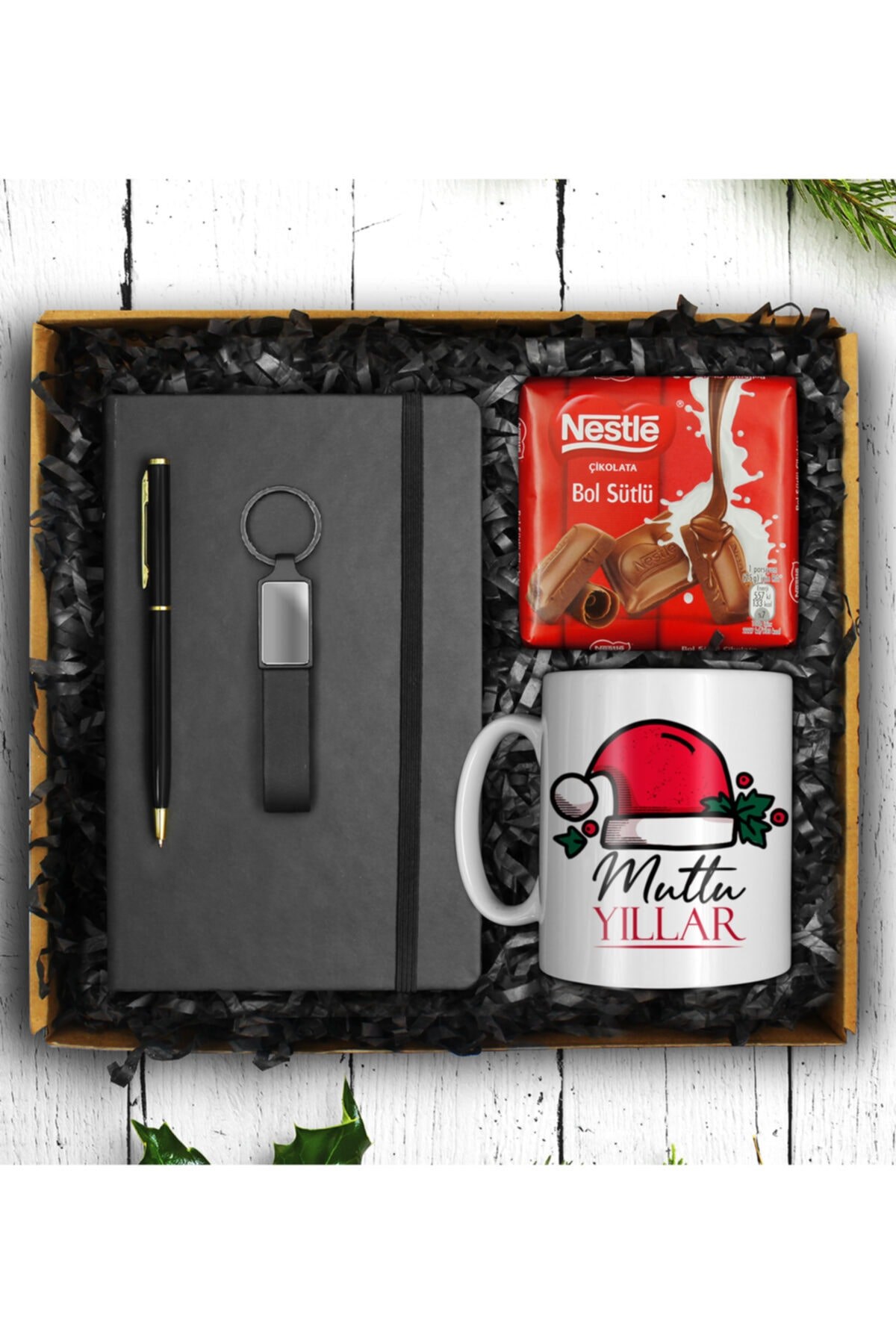 Yılbaşına Özel Defter & Özel Tasarım Yılbaşı Kupası & Anahtarlık & Kalem & Çikolata Hediye Seti