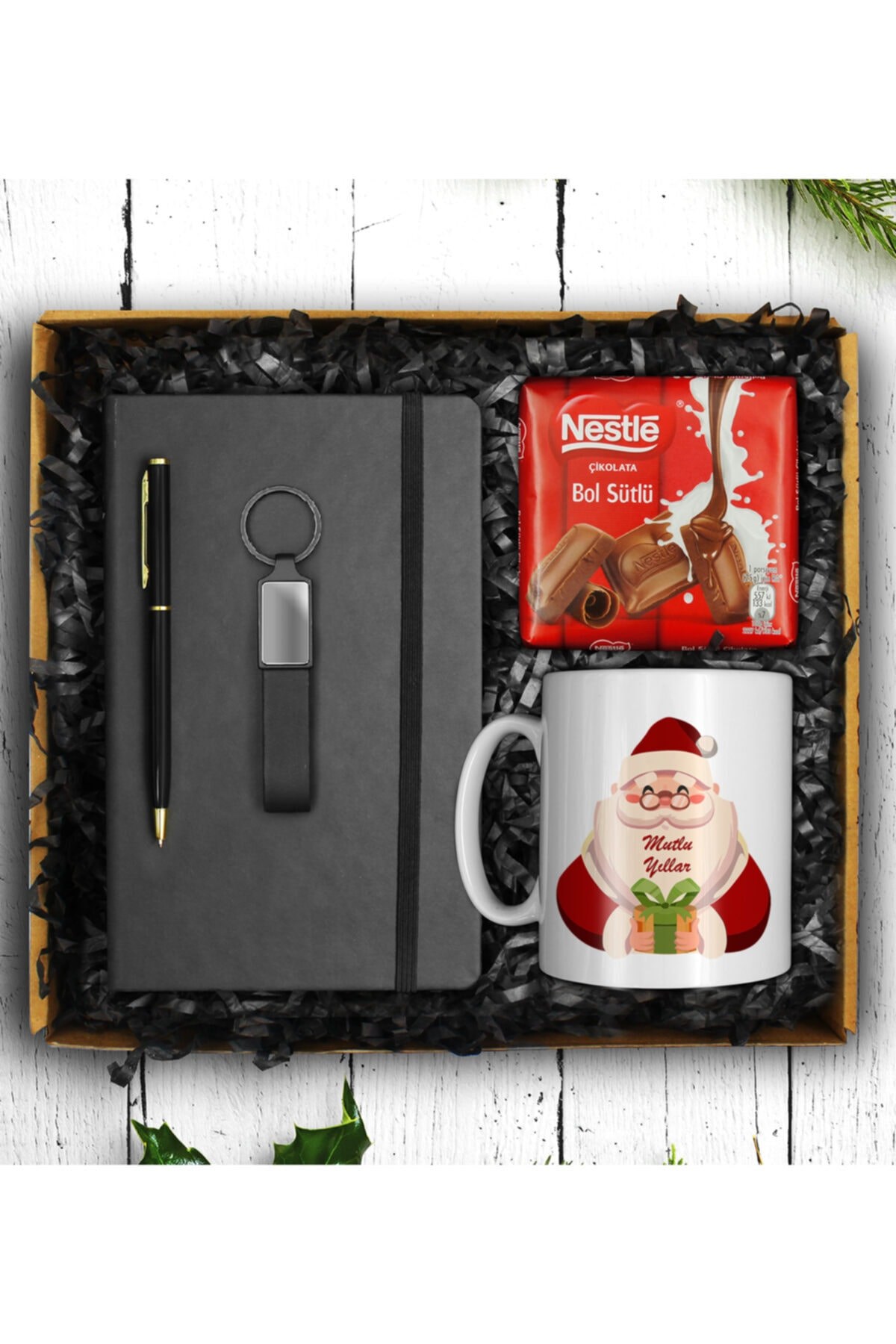 Yılbaşına Özel Defter & Özel Tasarım Yılbaşı Kupası & Anahtarlık & Kalem & Çikolata Hediye Seti