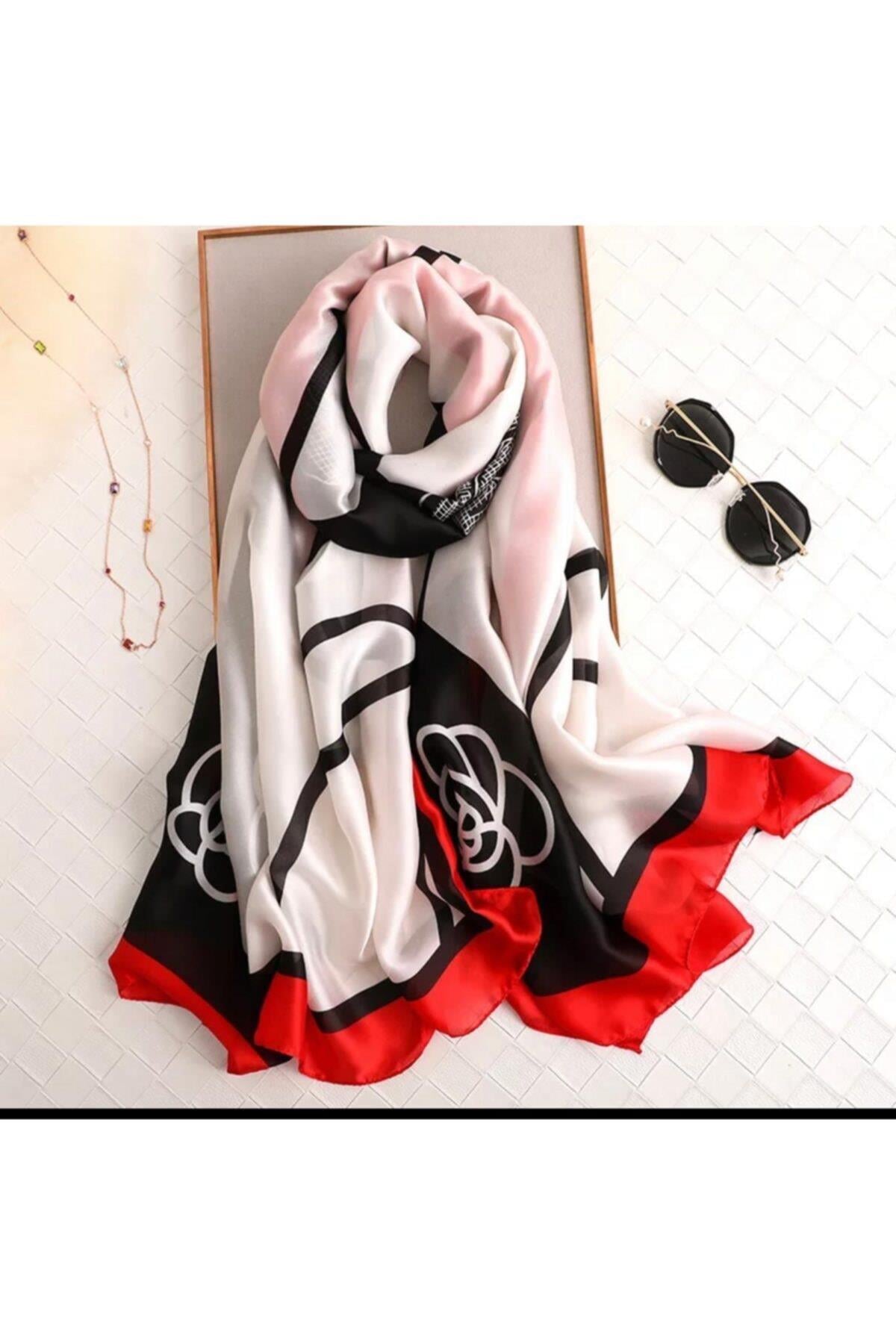Lüks Kamelya Çiçek Desenli Siyah Beyaz Parlak Ipek Eşarp Şal Başörtü 90x180