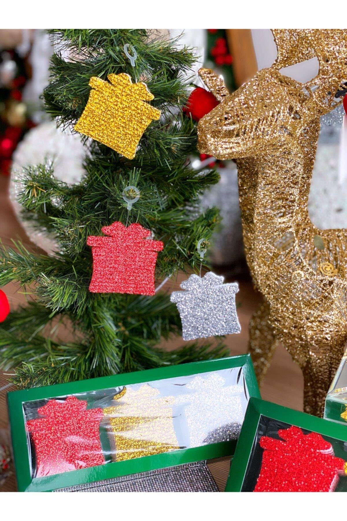 Yeni Yıl Yılbaşı Hediye Paket 12 Li Simli Parlak Çam Ağacı Süs Strafor Set Kutulu Gold Gümüş Kırmızı