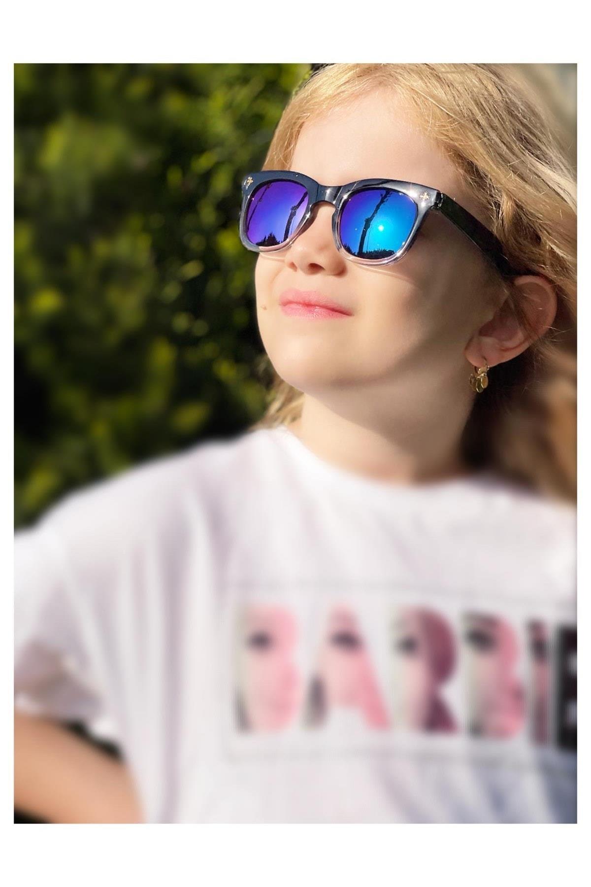 Moda Siyah Beyaz Geçişli Mavi Ayna Camlı Ray Ban Tarz Erkek Kız Çocuk Uv400 Güneş Gözlüğü