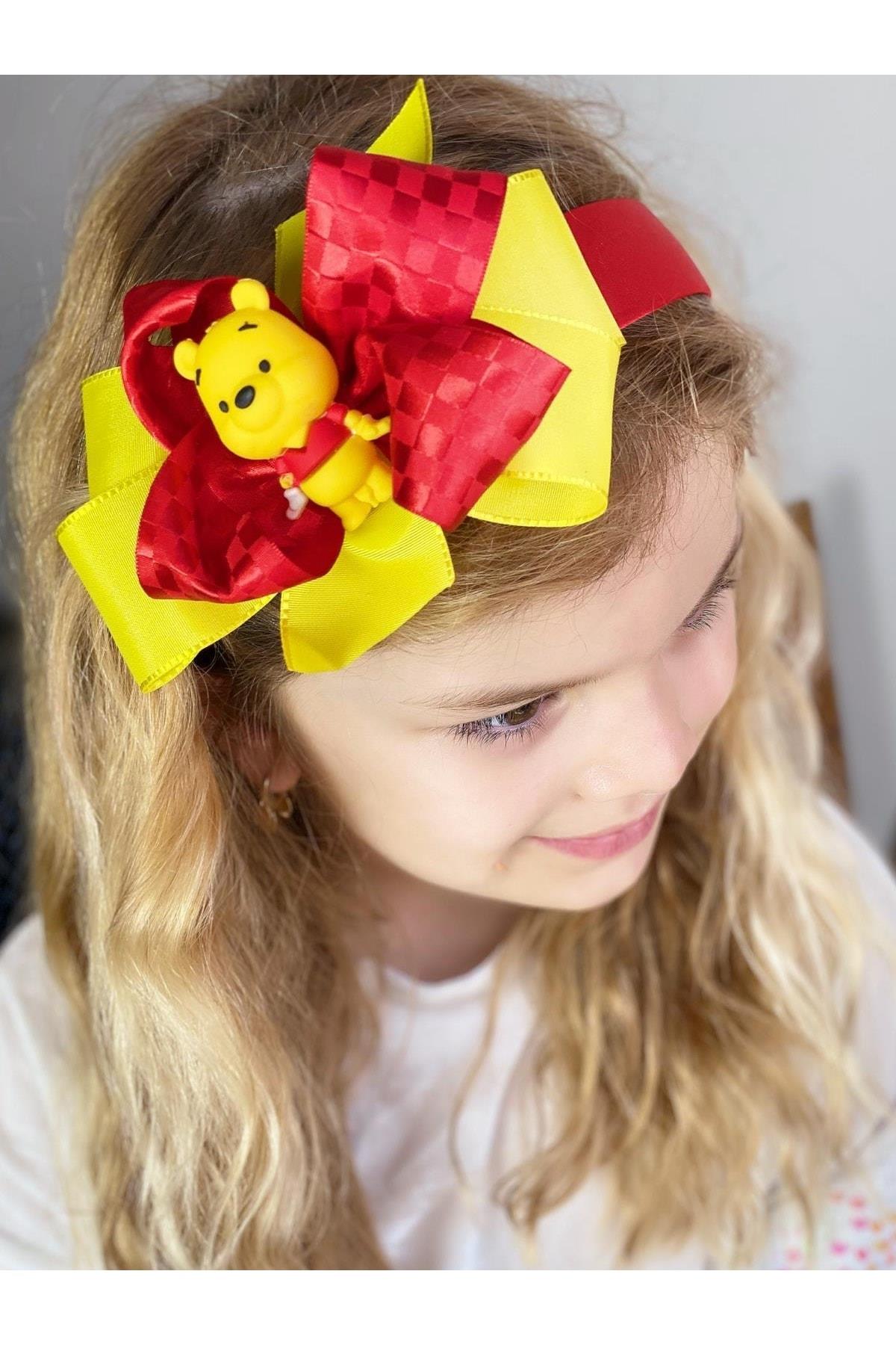 Özel Lüks Tasarım Disney Winnie The Pooh Ayıcık Fiyonklu Kırmızı Sarı Saten Taç Çocuk Tacı