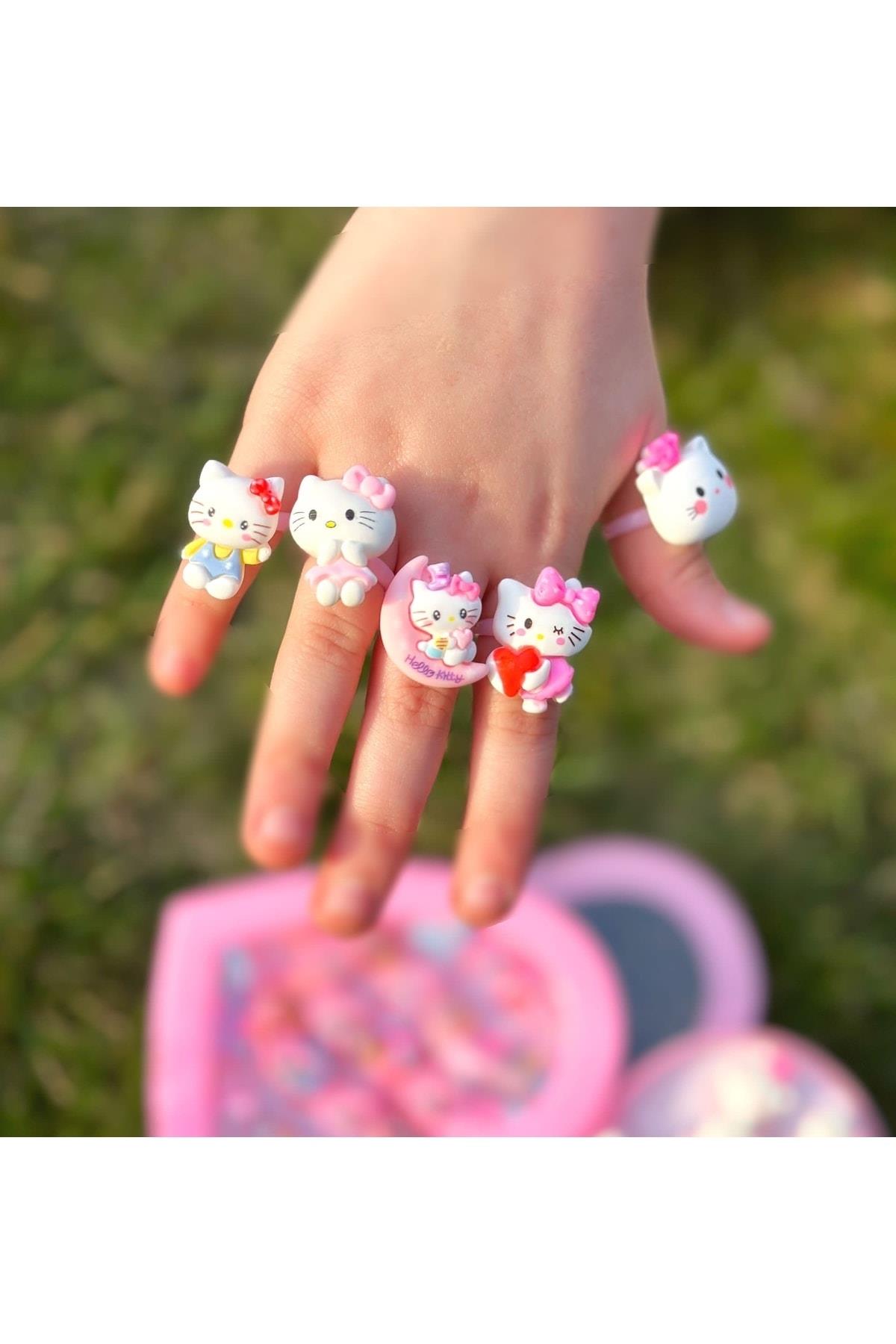 Sevimli Hello Kitty Kedicik Kedili Karışık 5 Li Ayarlanabilir Kız Çocuk 3d Boyutlu Yüzük Seti