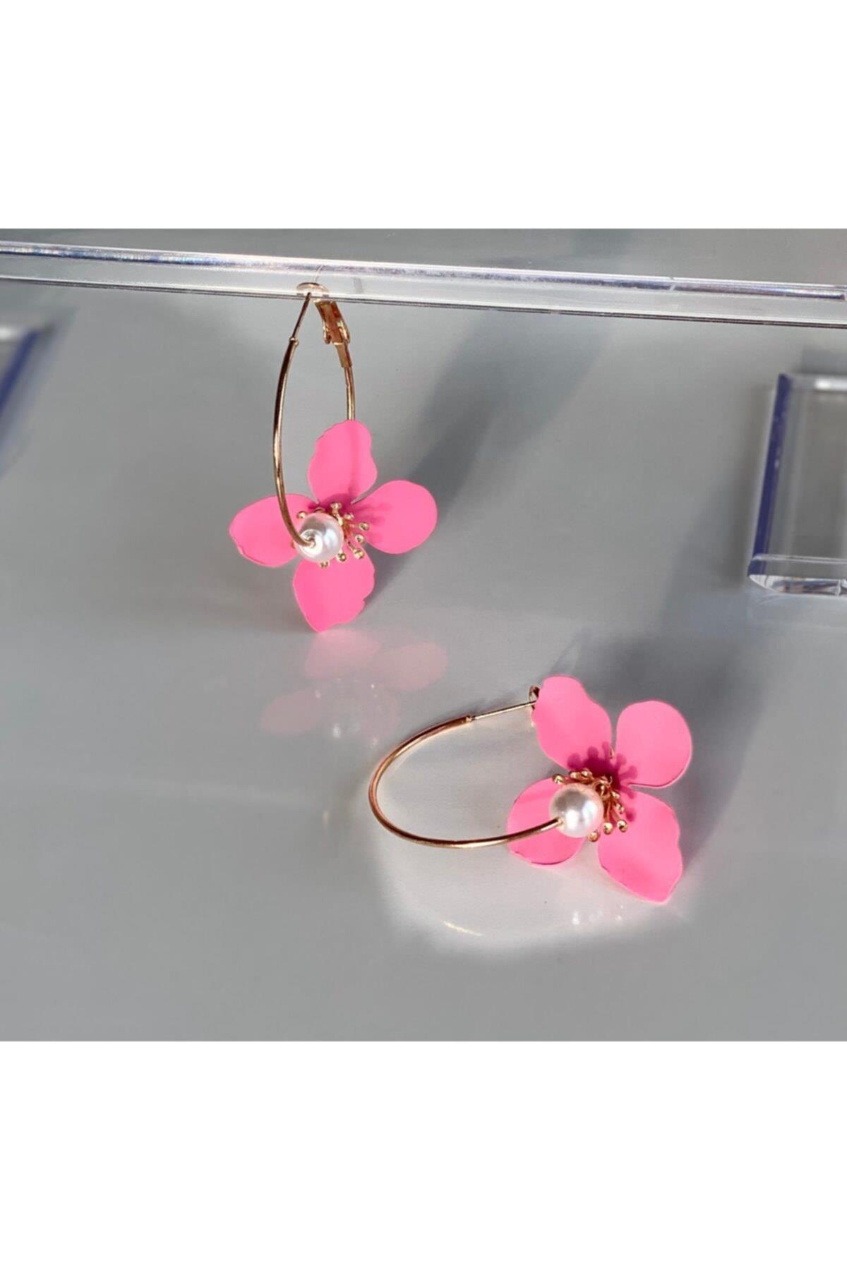 Yaz Trendi Modası Pembe Sarkık Incili Çiçekli Küpe