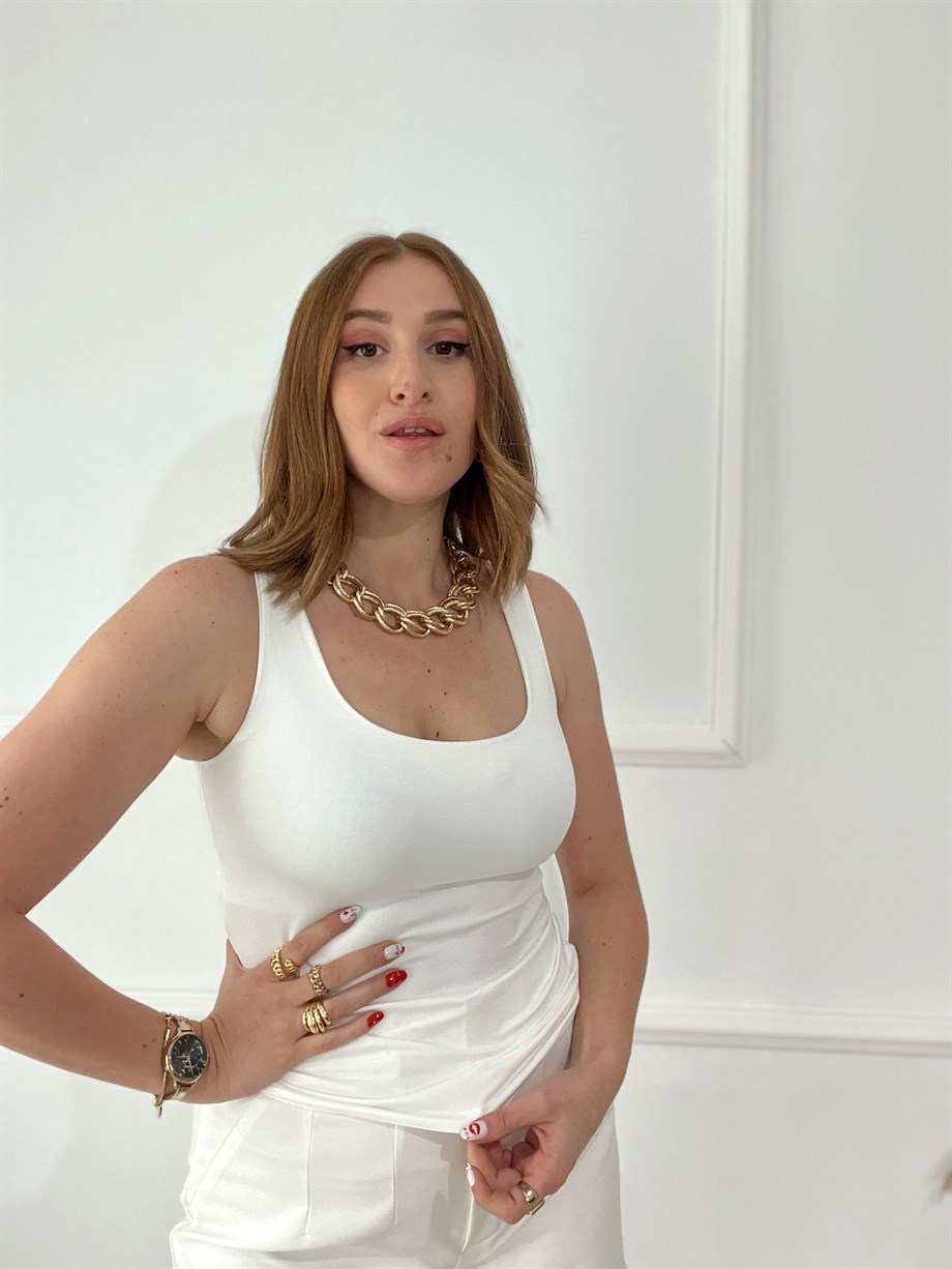 Model Boy: 1.72Model Kg: 62Numune Ürün Beden: M.