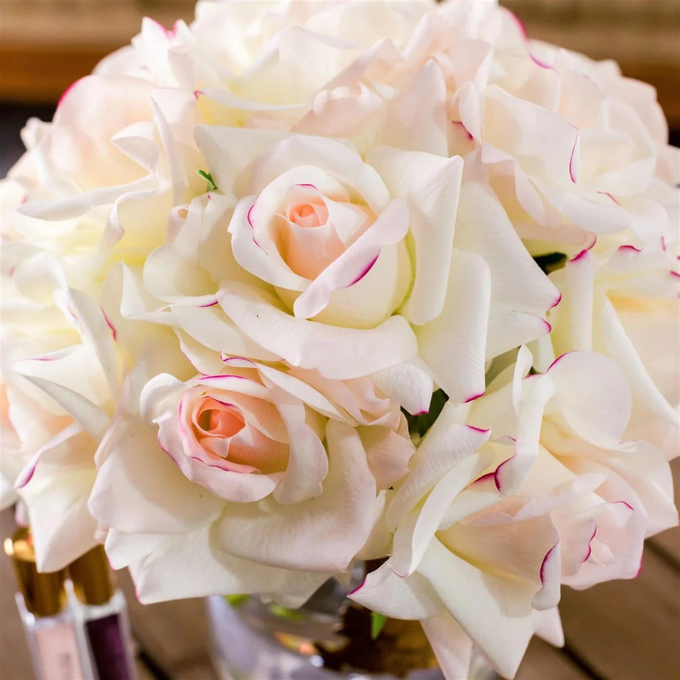 COTE NOIRE 12 White Rose Pink Striped Gold Fragrance