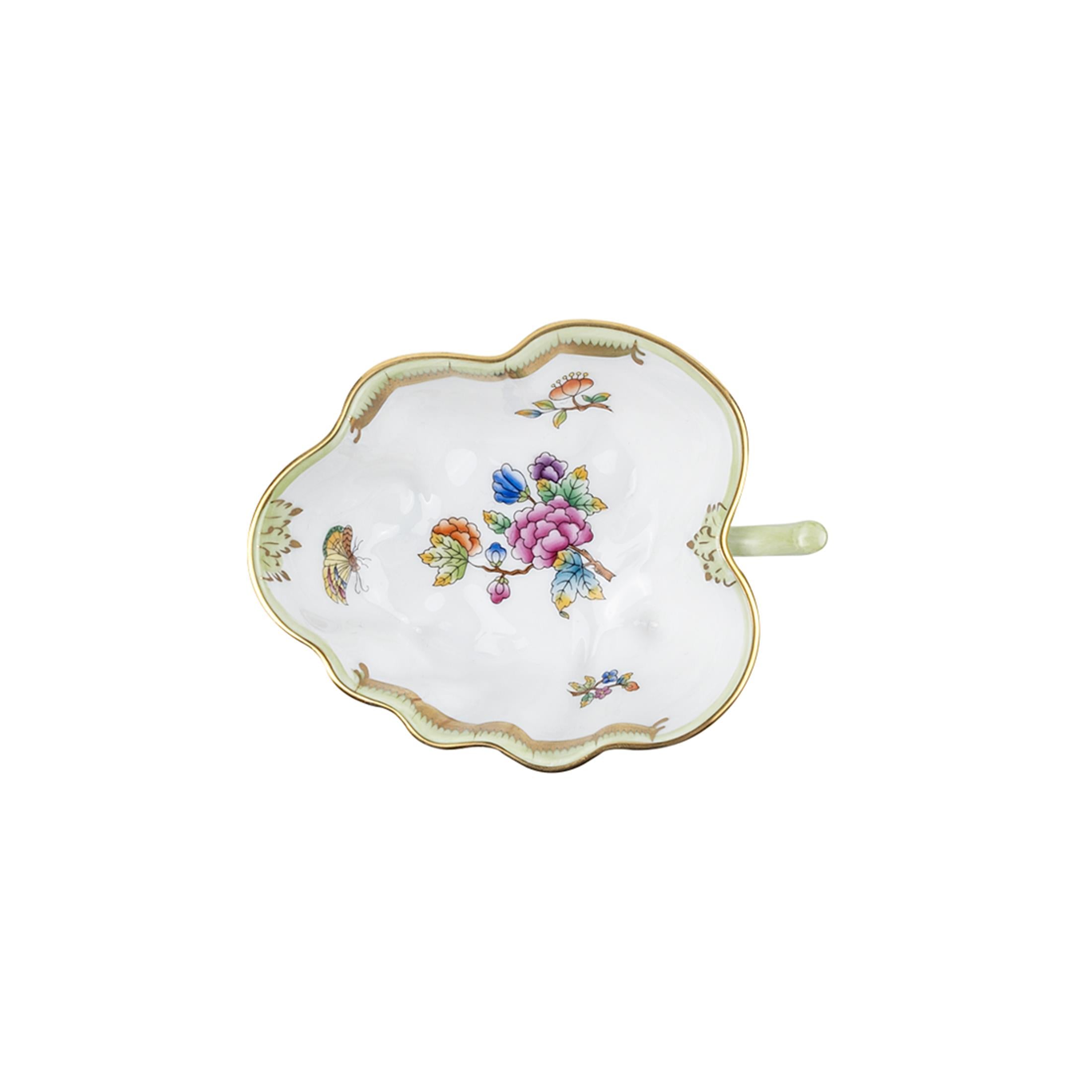 HEREND Leaf Turkish Delight Holder Small Queen Victoria Classic Color