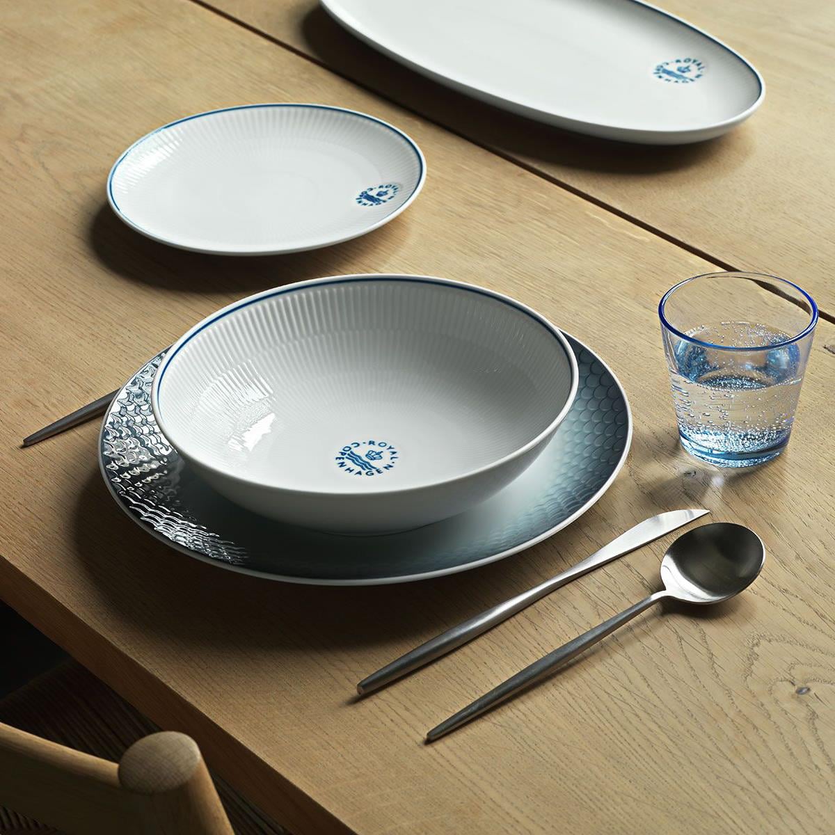 ROYAL COPENHAGEN Ara Servis Tabağı 23 cm Blueline