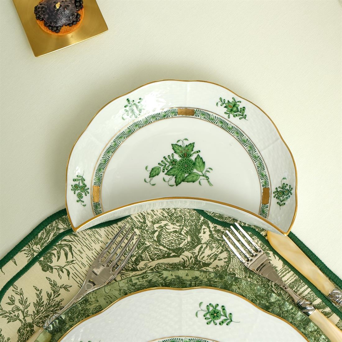 HEREND Moon Plate 20,5cm Apponyi Green