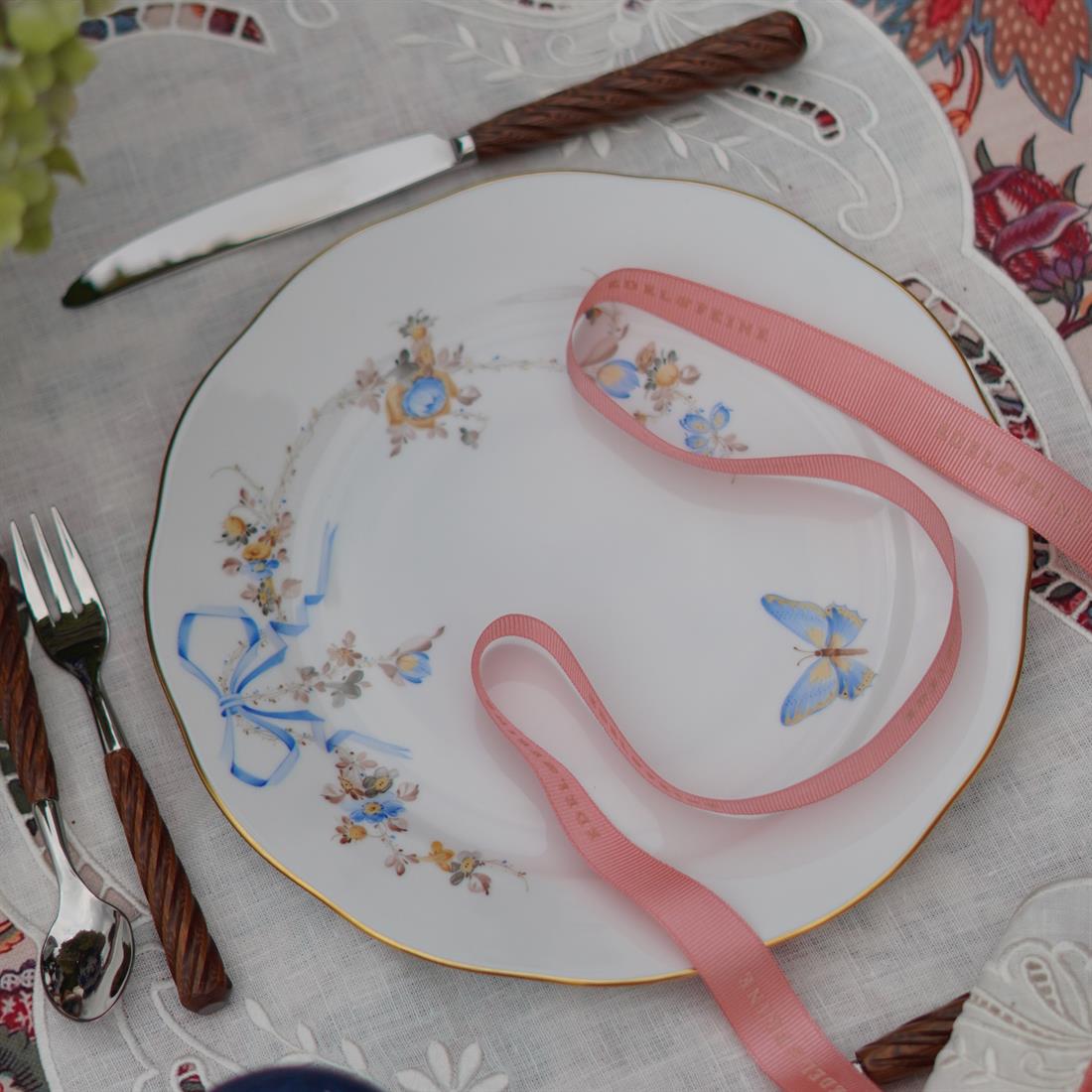 HEREND Dinner Service Plate 26cm EDEN Floral Blue with Bowtie