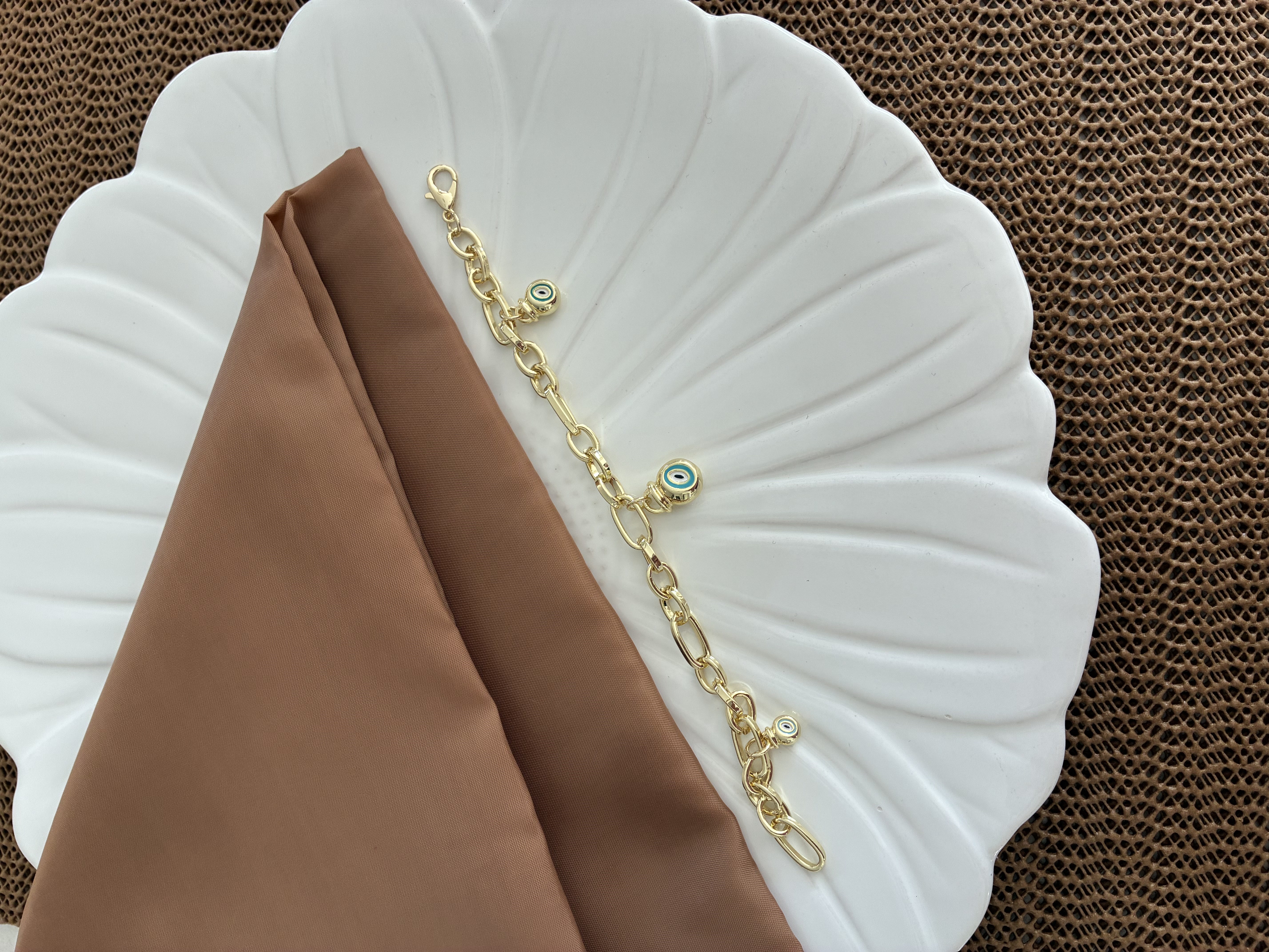 Özel Seri Gold İç İçe Geçme Zincirli Nazar Mineli Daire Charm Dümen Uçlu Bileklik