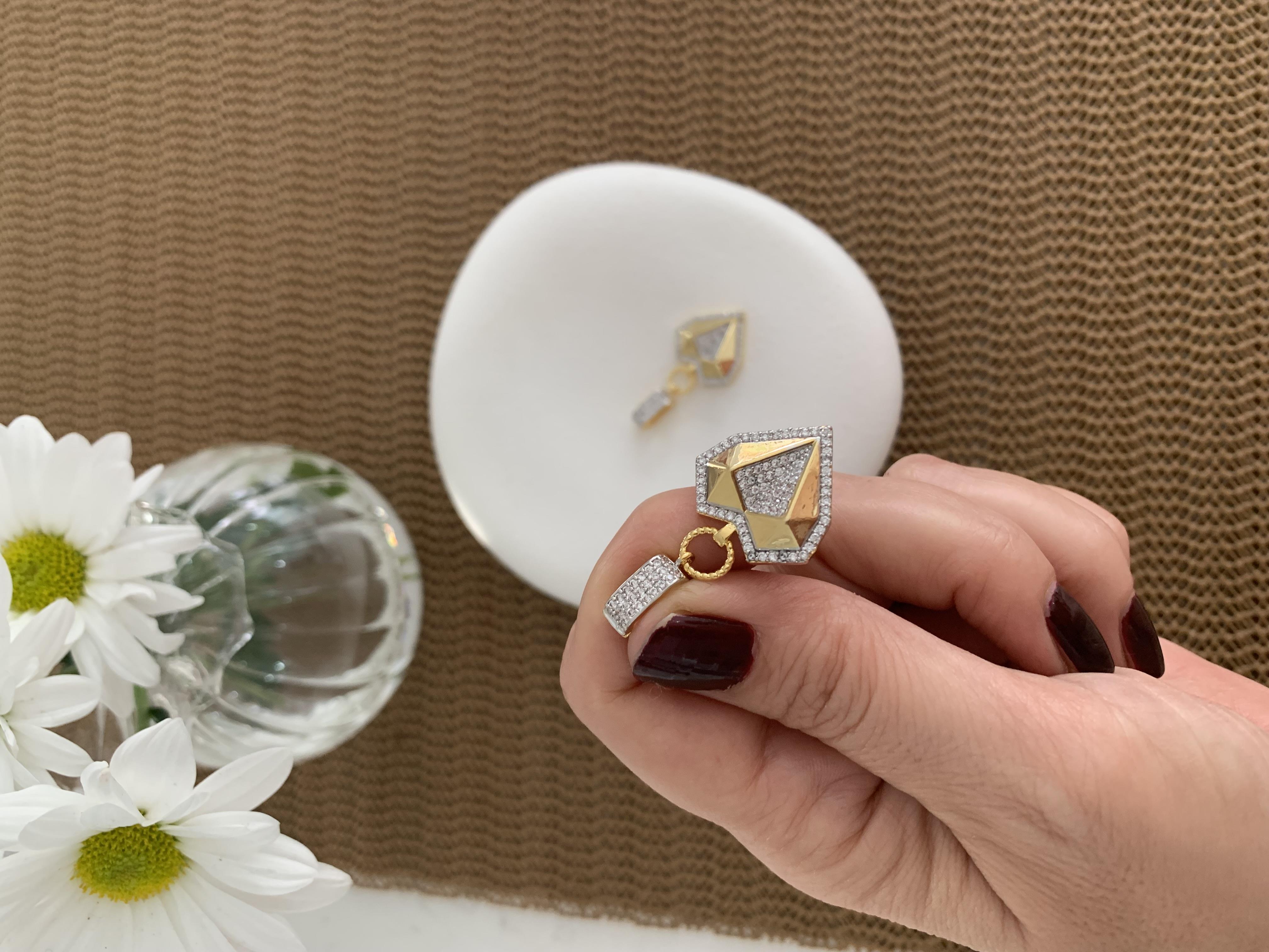 Özel Seri Gümüş Taşlı Elmas Kalp Charm