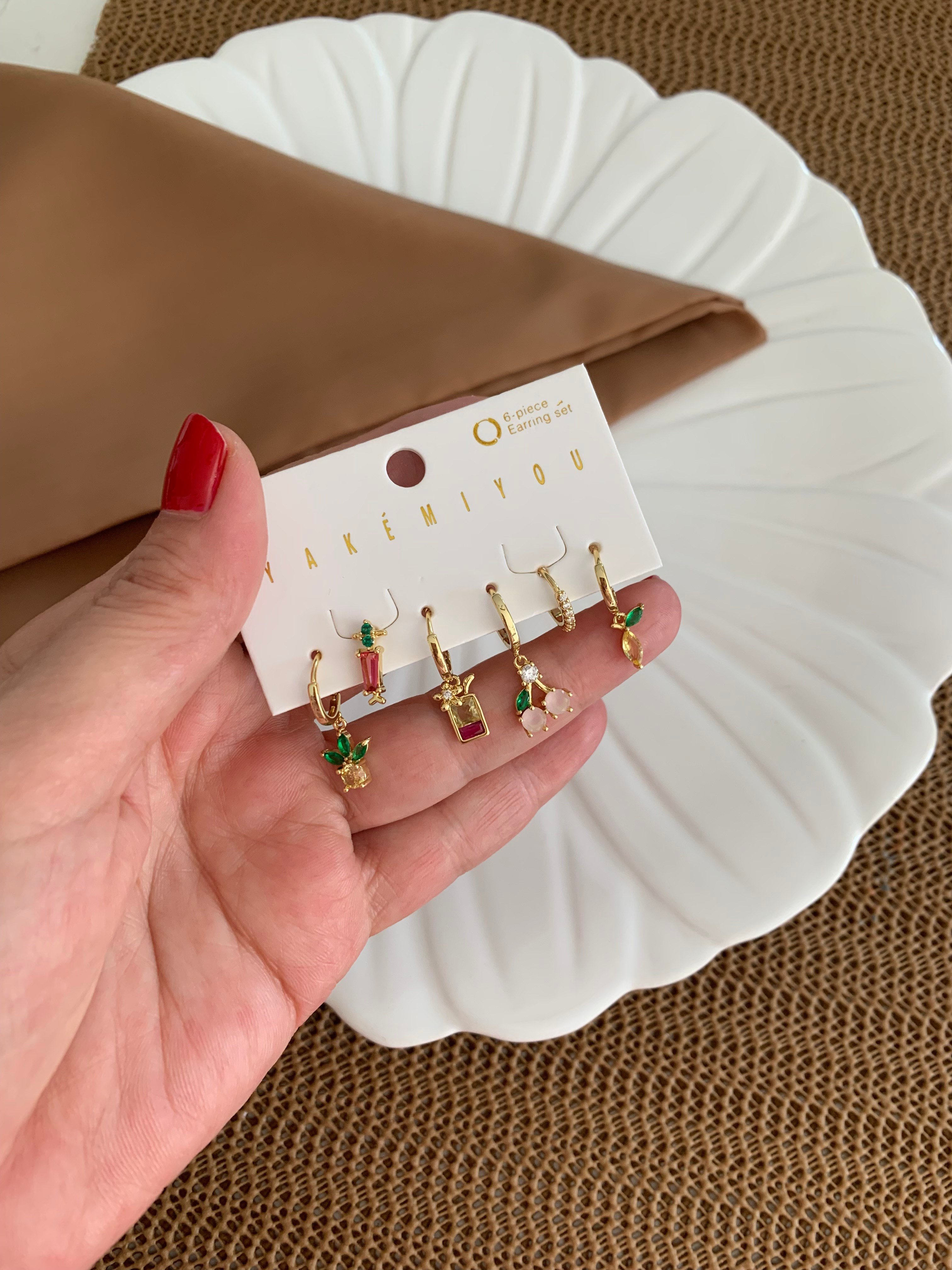 Özel Seri Renkli Baget Taşlı Ananas Charm 6 LI Set Halka Küpe