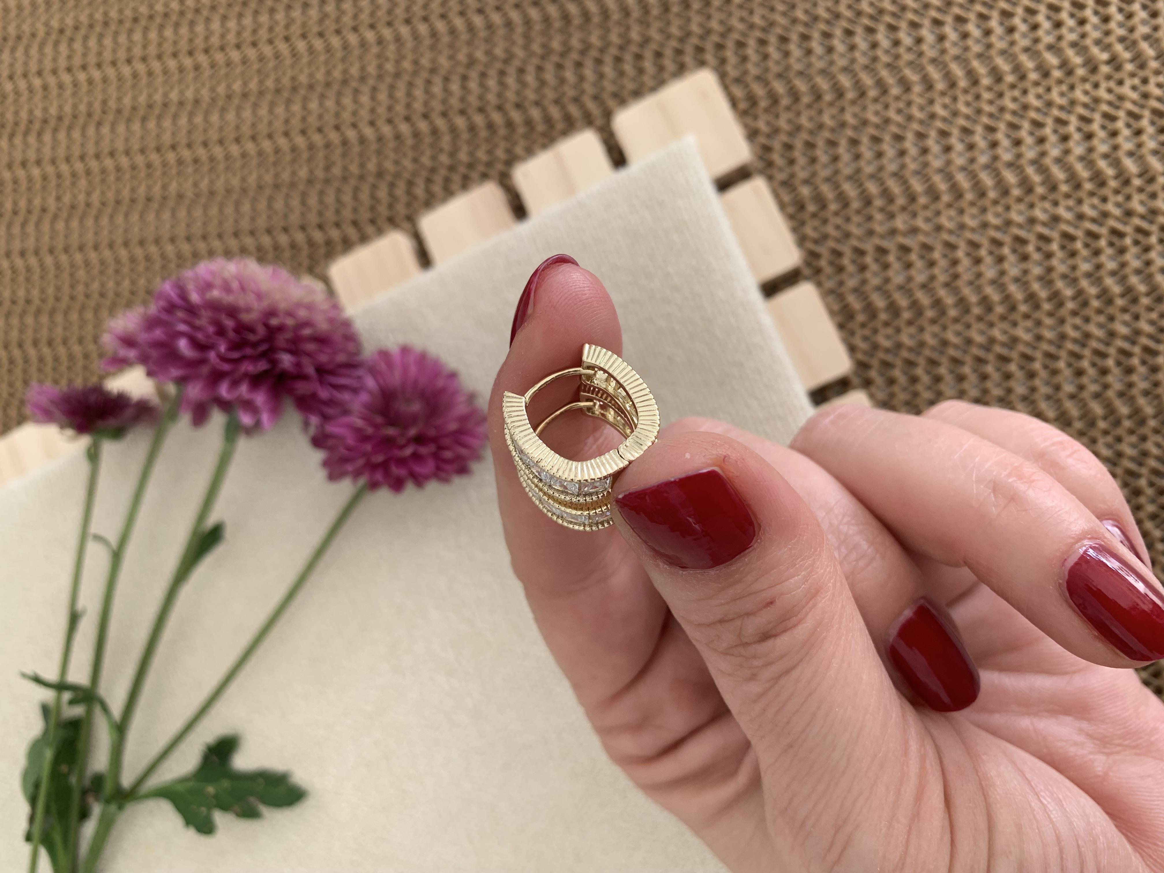 Vip 14k Beş Sıra Baget Taşlı U Küpe