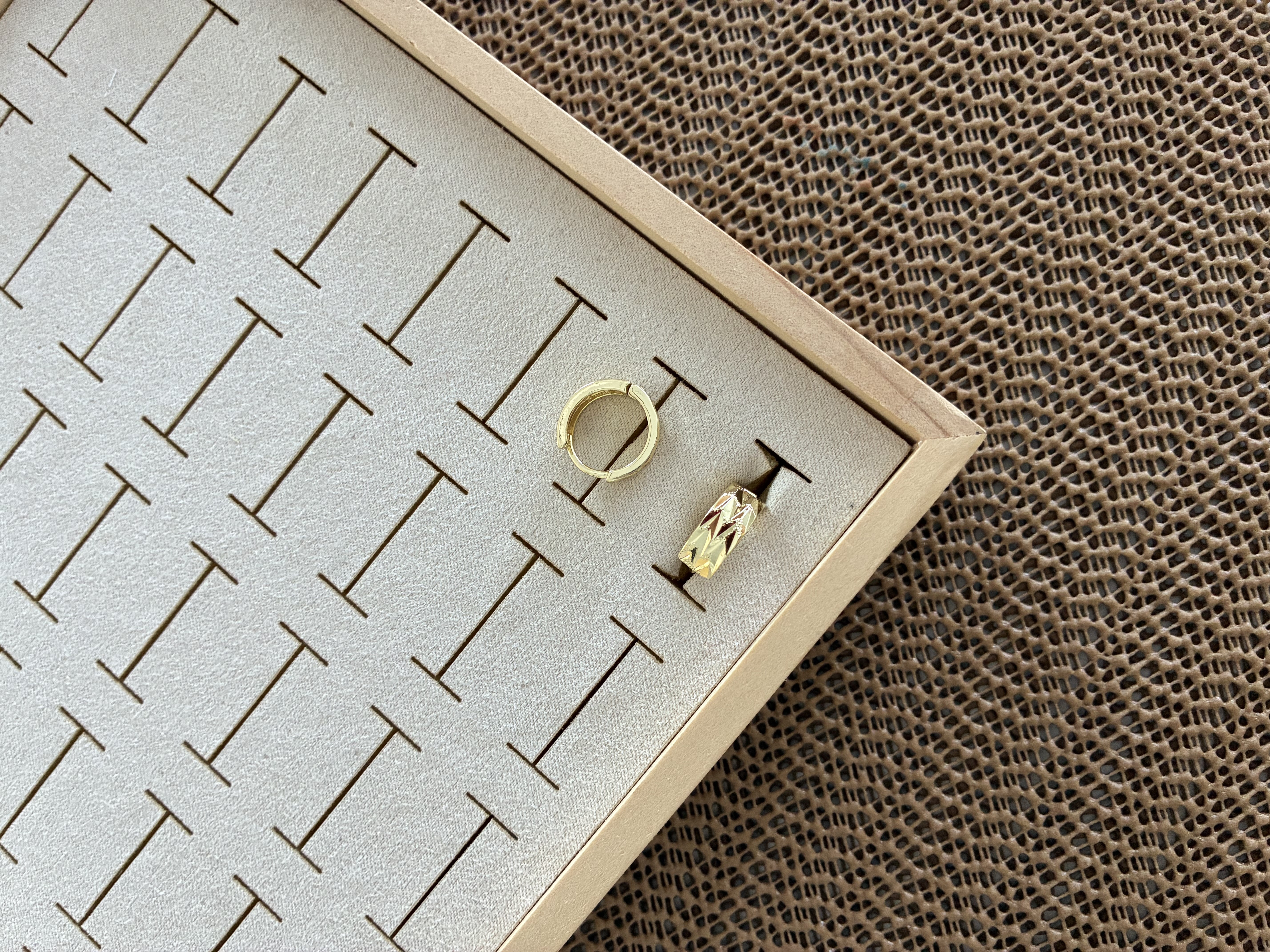 Vip Gold 1,5 cm Çizgili Halka Küpe