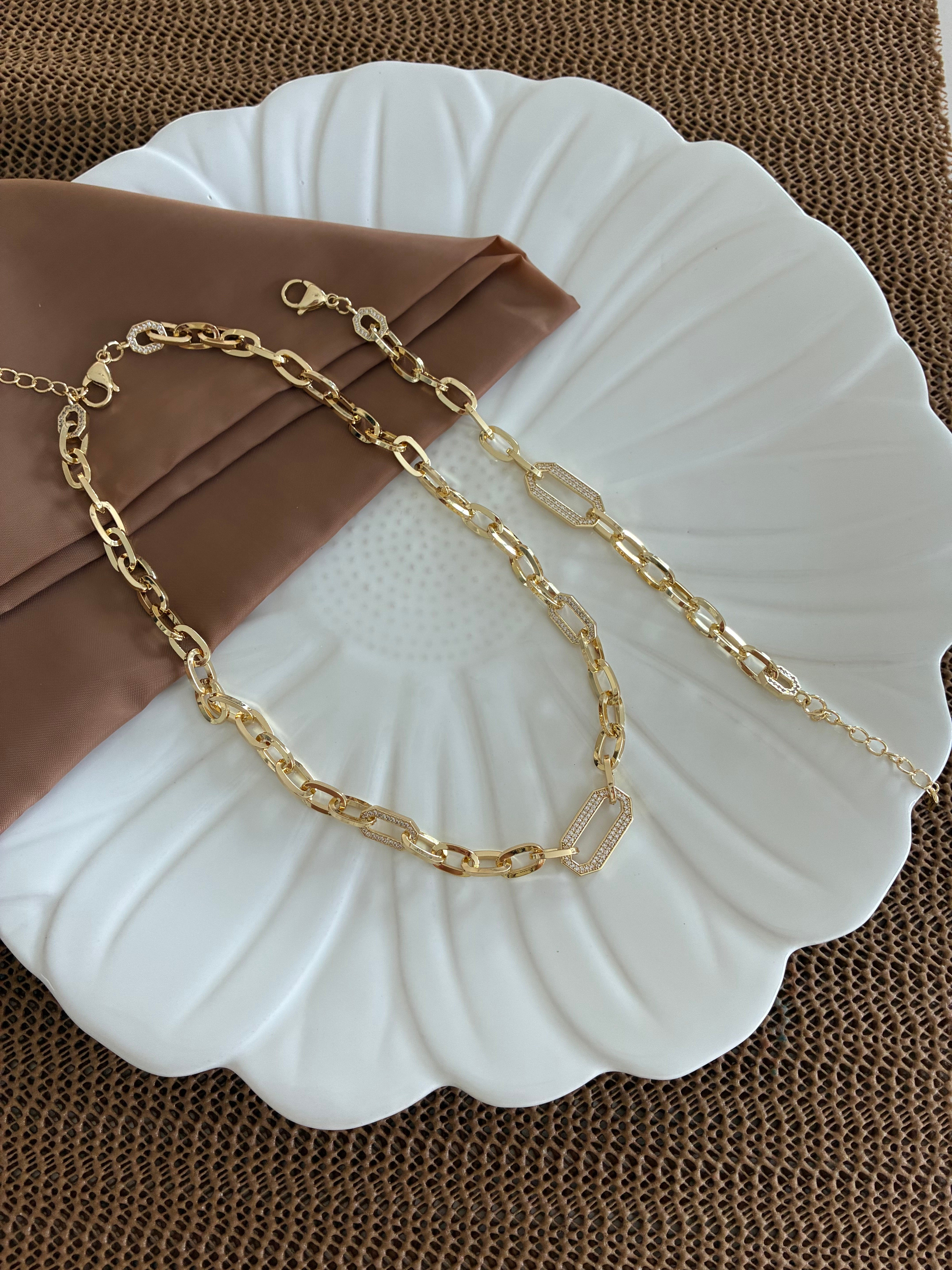 Vip Gold Ataç Zincirli Zirkon Taşlı Altıgen Tasarım Kolye Bileklik Set 