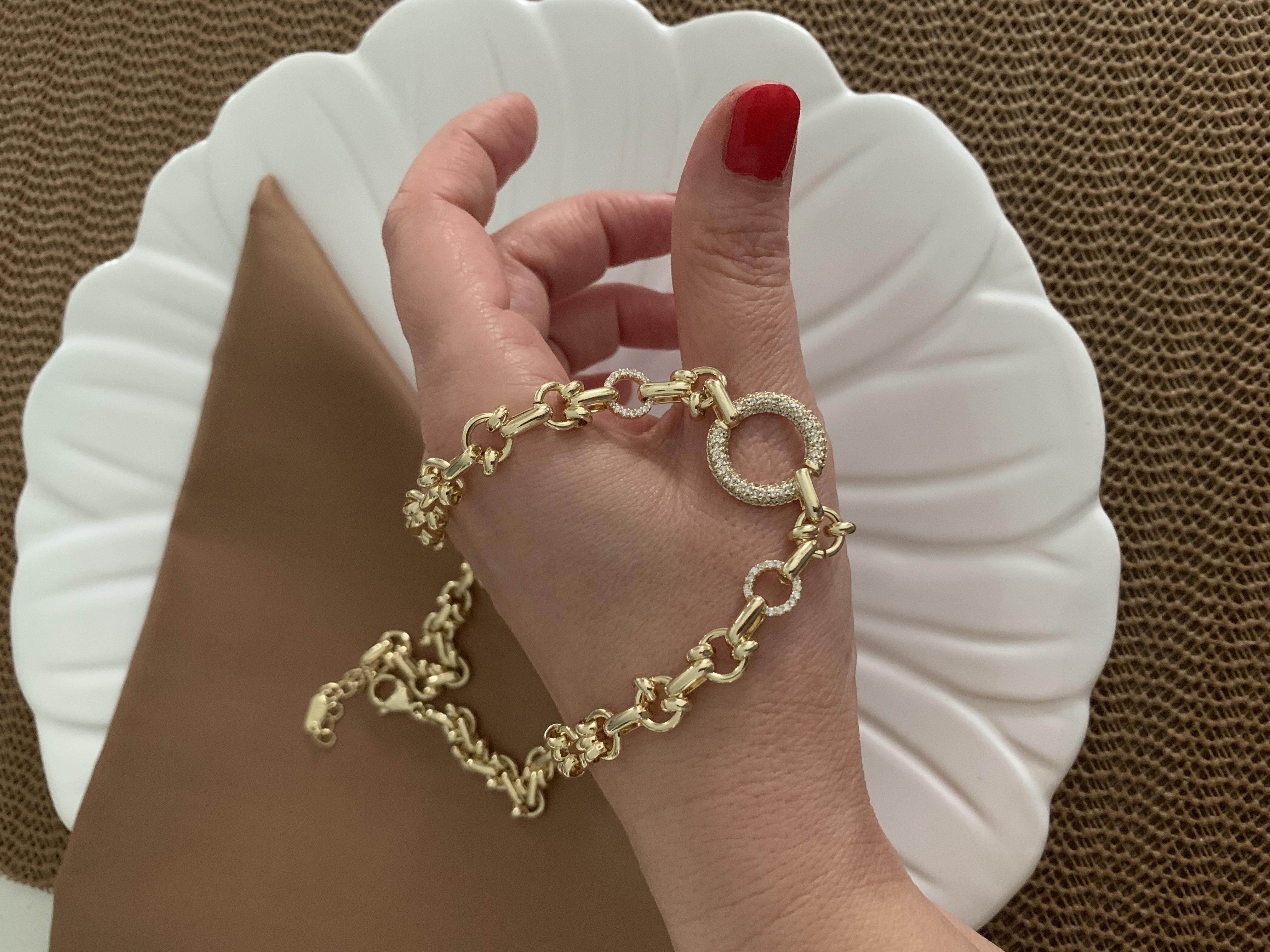 Vip Gold İç İçe Geçme Zirkon Taşlı Daire Tasarım Kolye