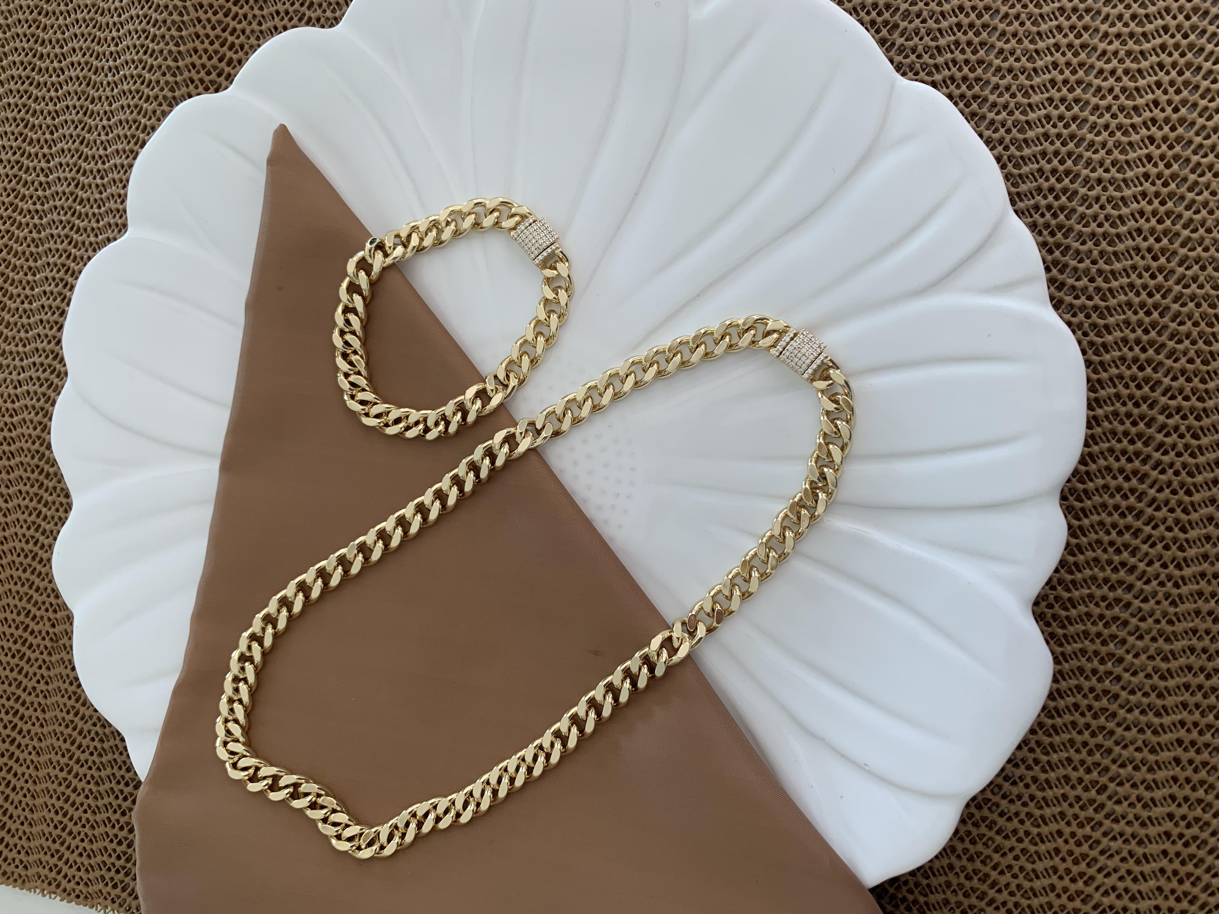 Vip Gold Klasik Zincir Zirkon Taşlı Gurmet Bileklik Set Kolye