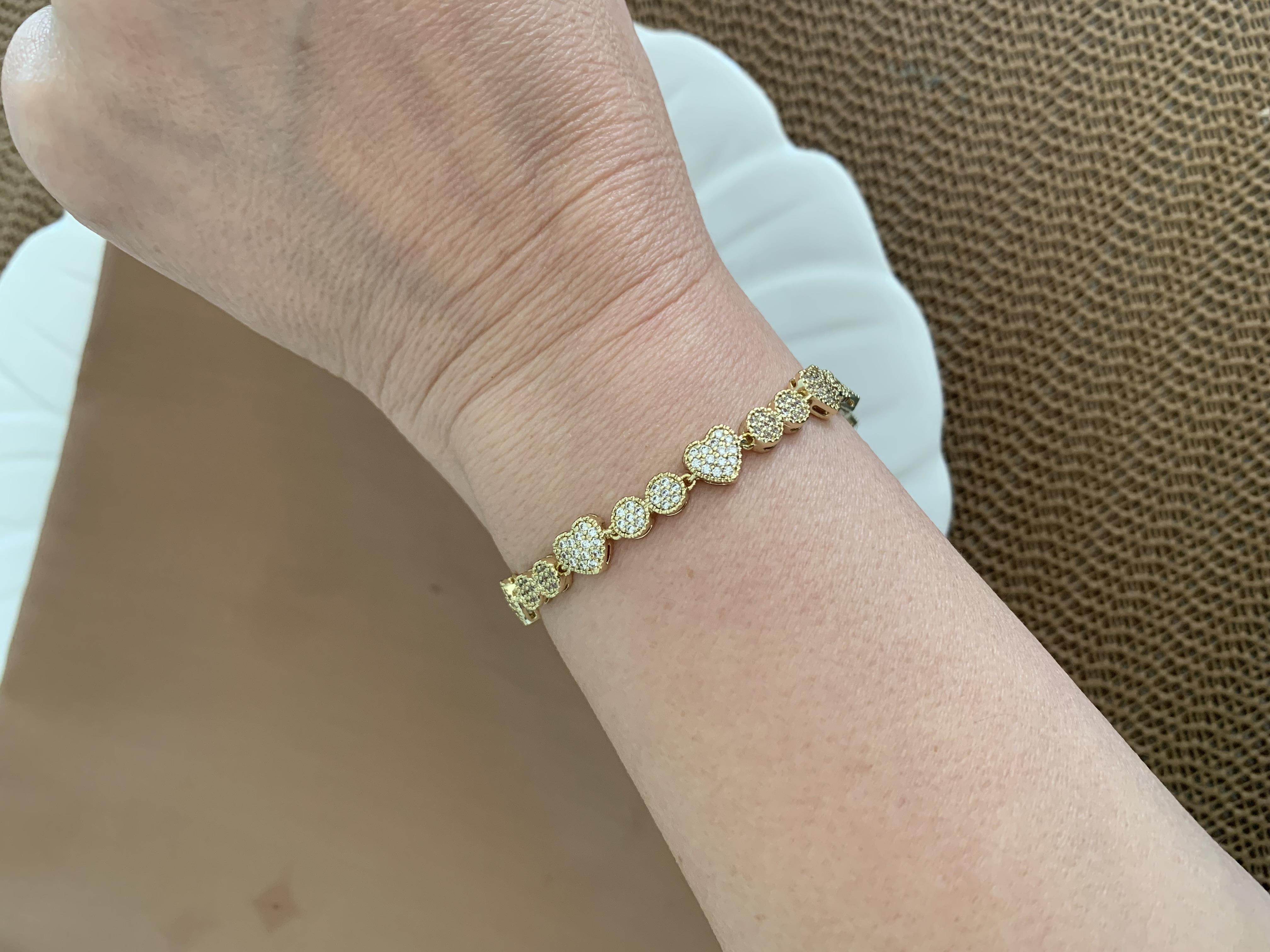 Vip Gold Komple Zirkon Taşlı Daire Kalp Sıralı Bileklik