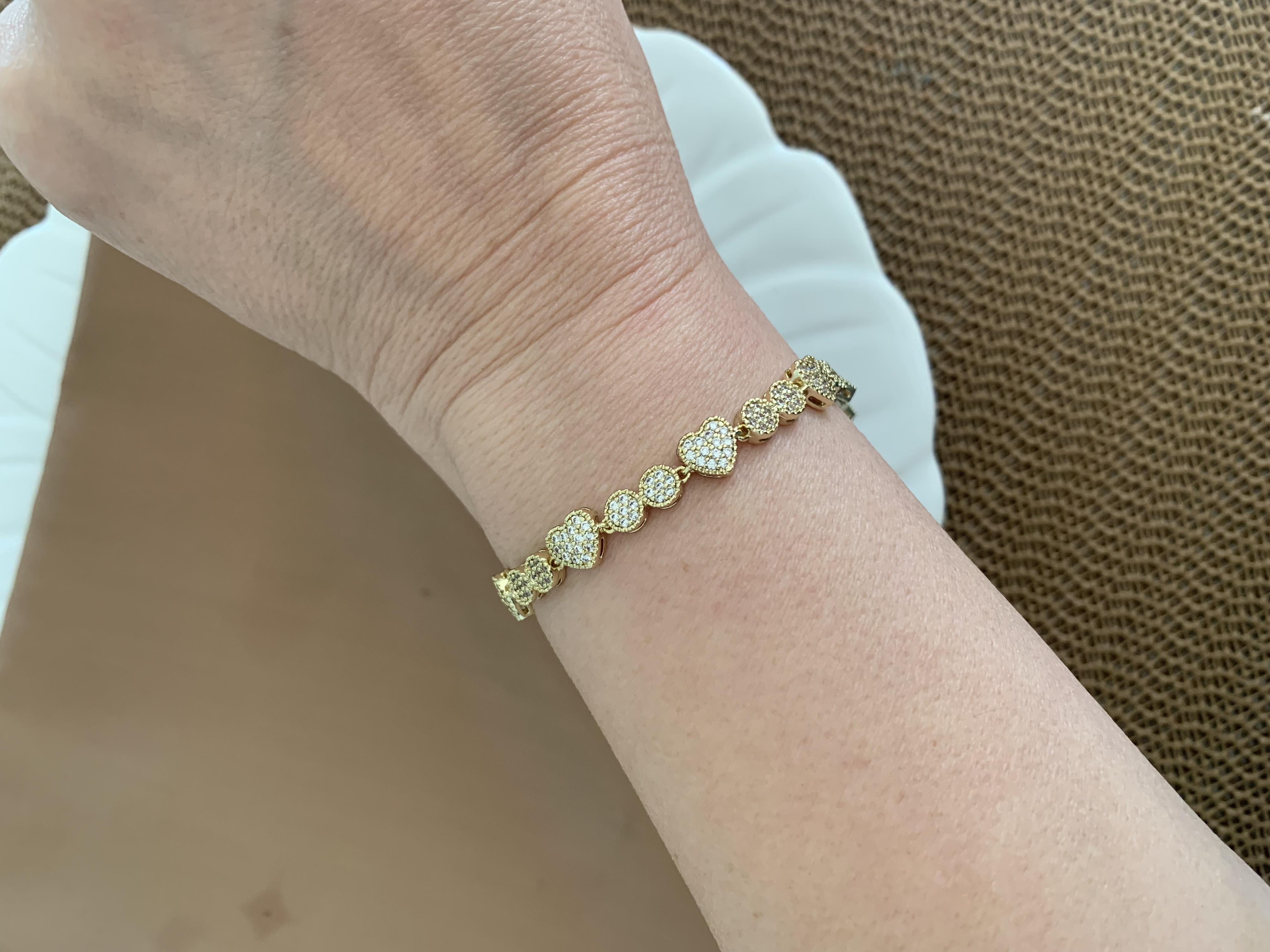 Vip Gold Komple Zirkon Taşlı Daire Kalp Sıralı Bileklik