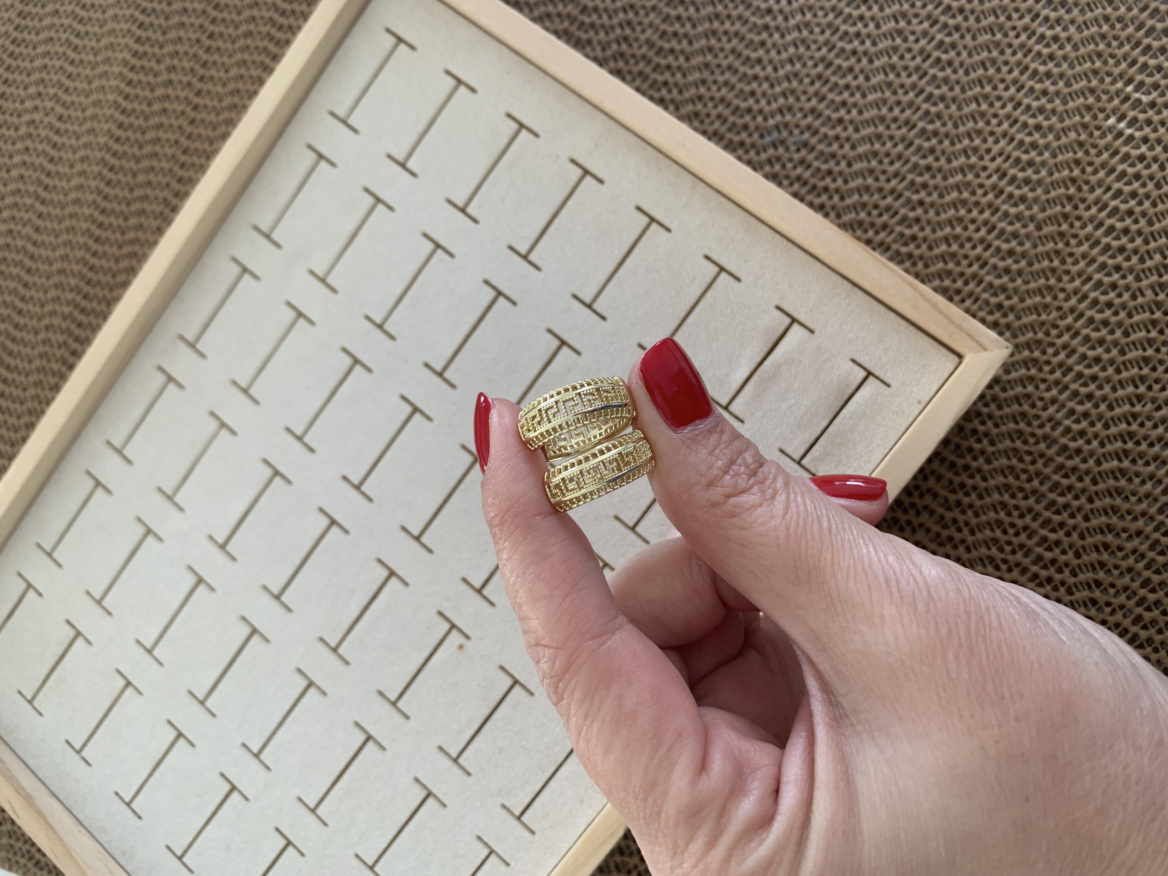 Vip Gold Ortası S Sıralı Halka Küpe