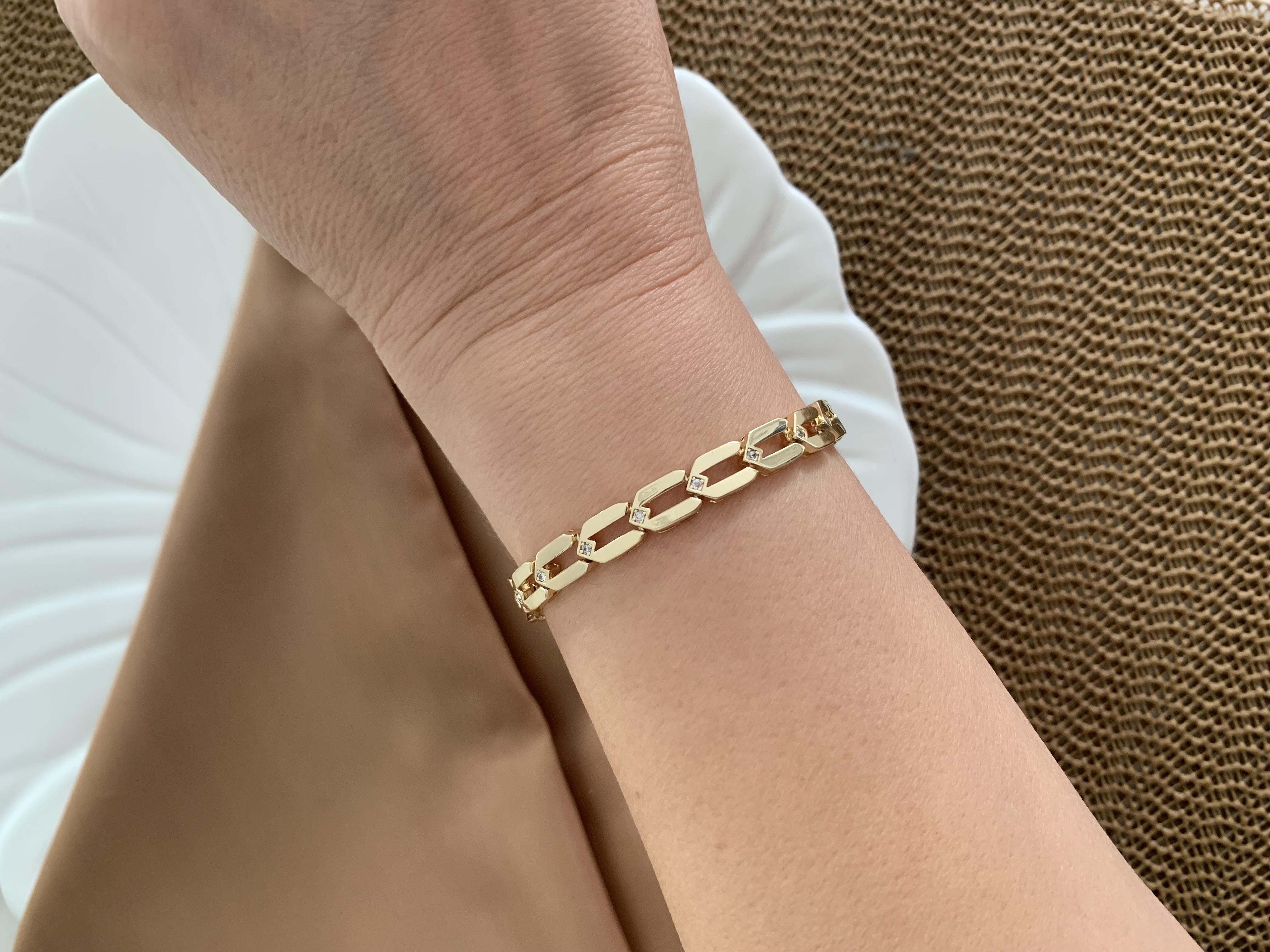 Vip Gold Plaka Tek Taş Üçgen Desen Bileklik
