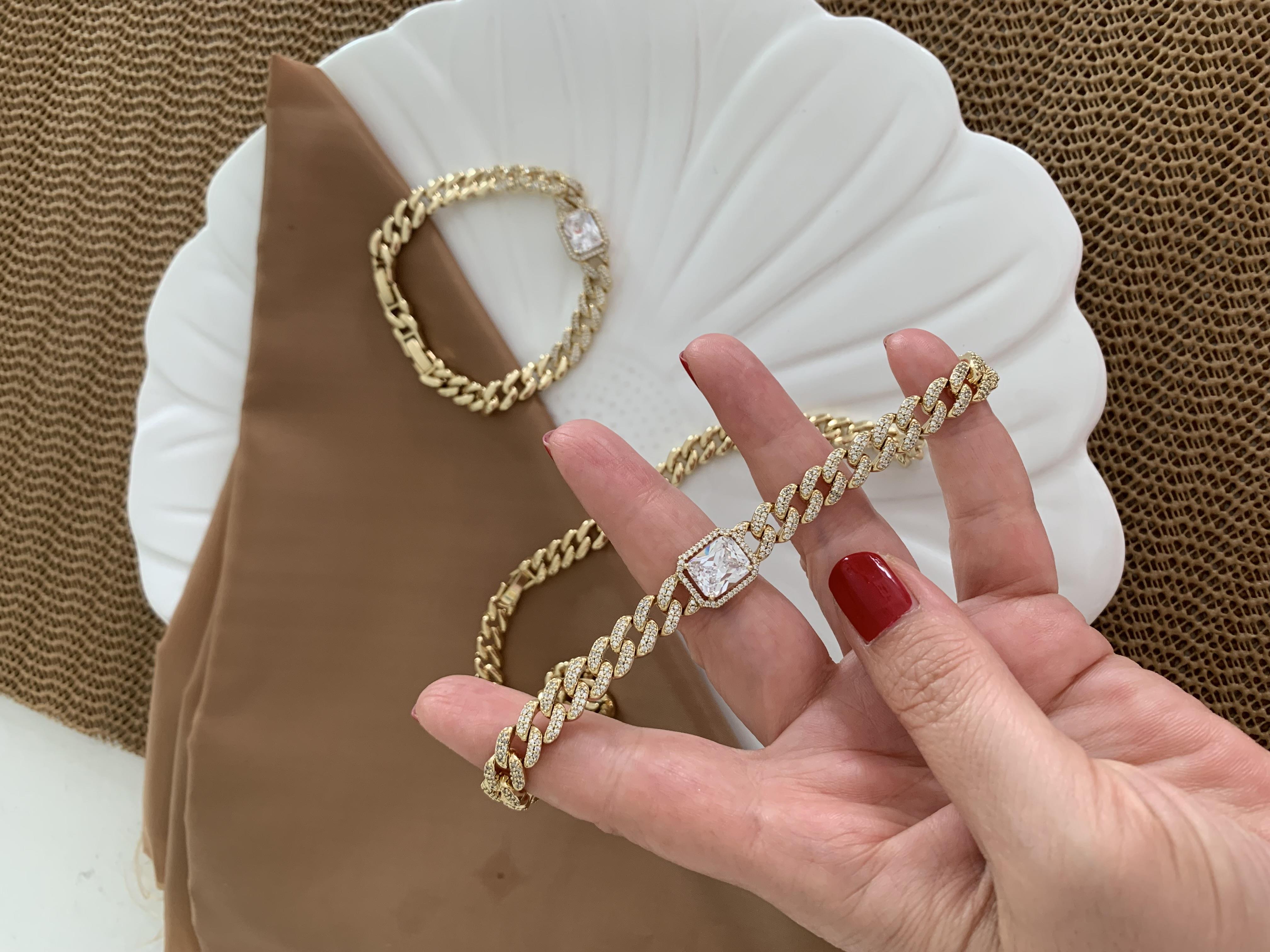 Vip Gold Zirkon Taş Klasik Zincirli Kare Baget Taş Gurmet Bileklik Set Kolye