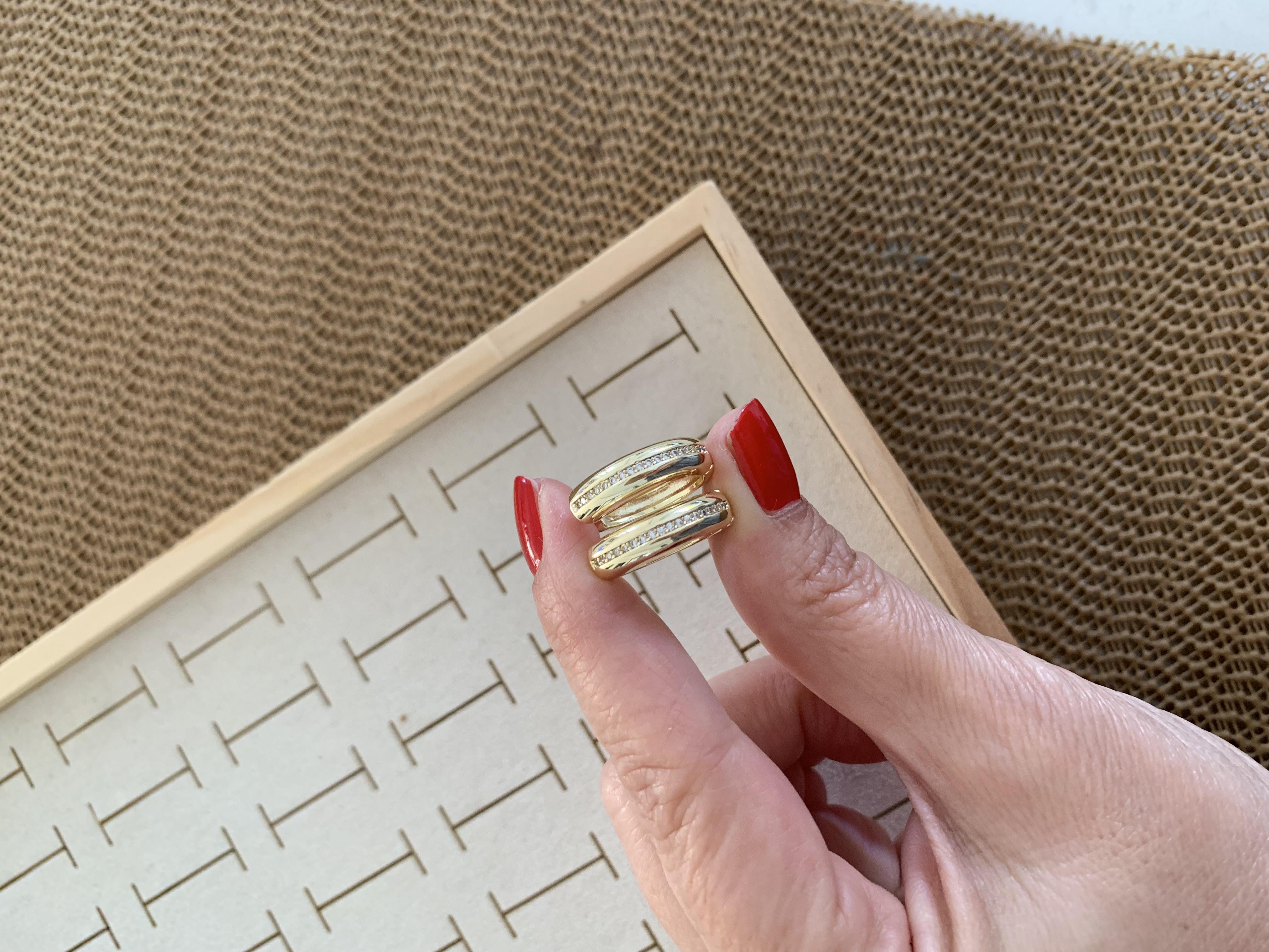Vip Gold Zirkon Taş Sıralı Oval Küpe