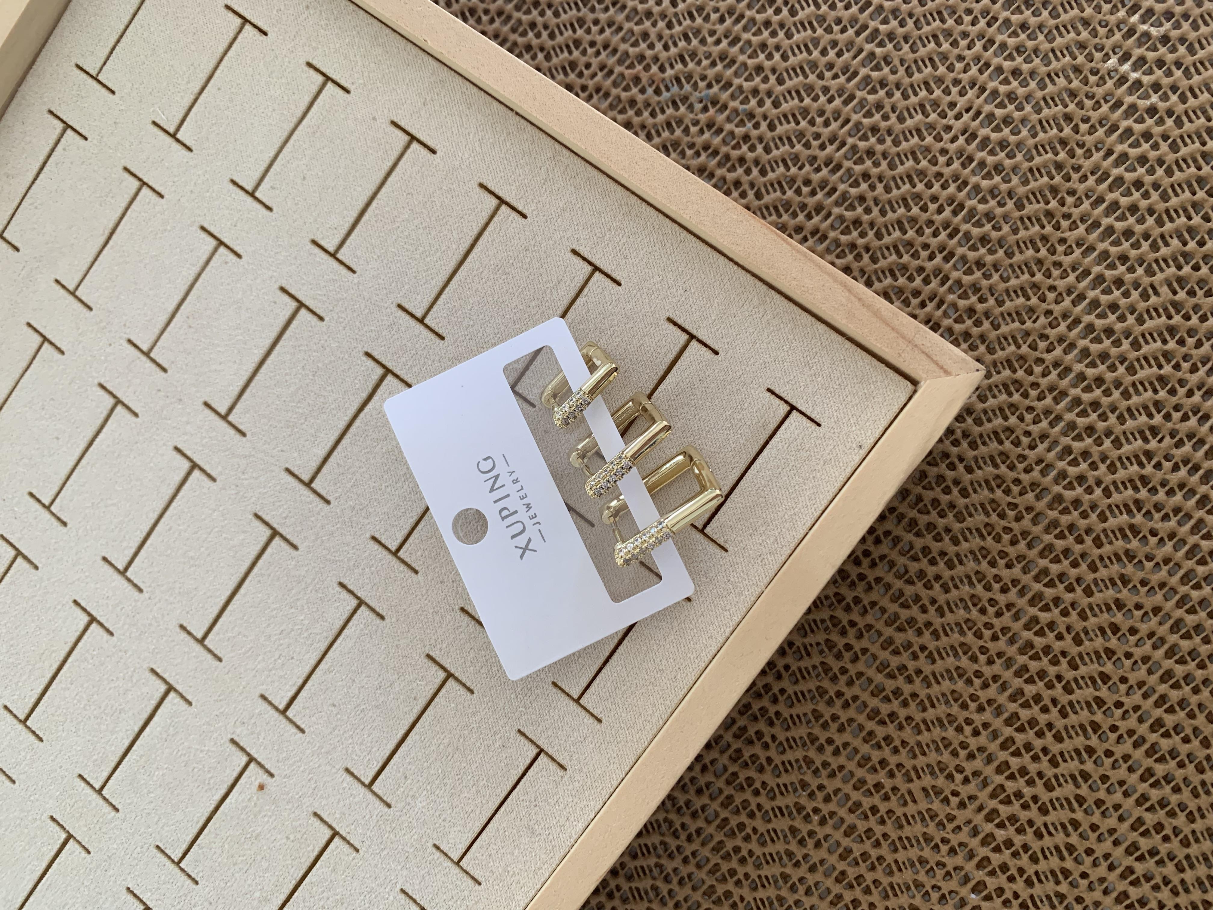 Vip Gold Zirkon Taşı Kare Üçlü Set Halka Küpe