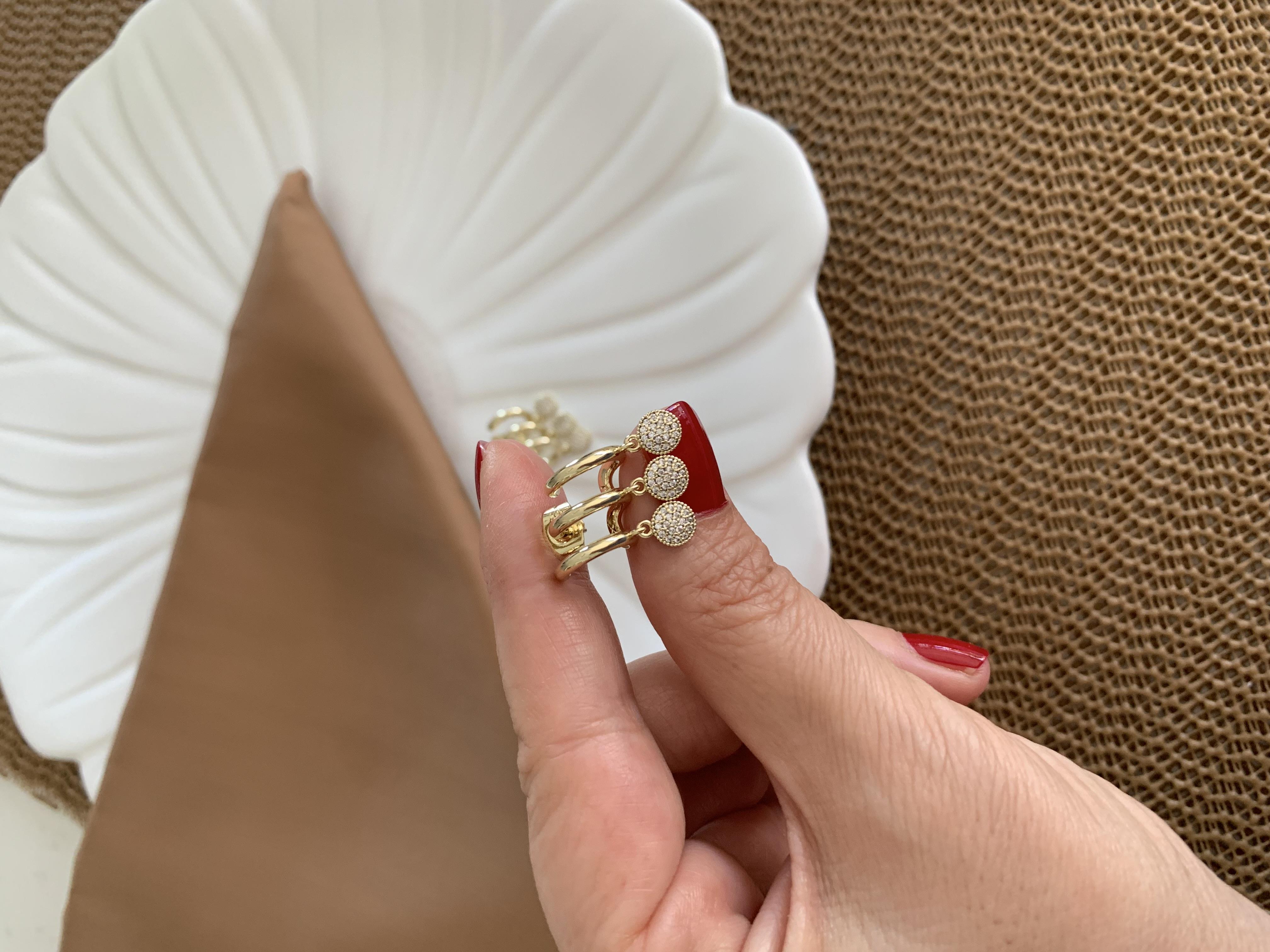 Vip Gold Zirkon Taşlı Daire Sallantılı Tasarım Küpe