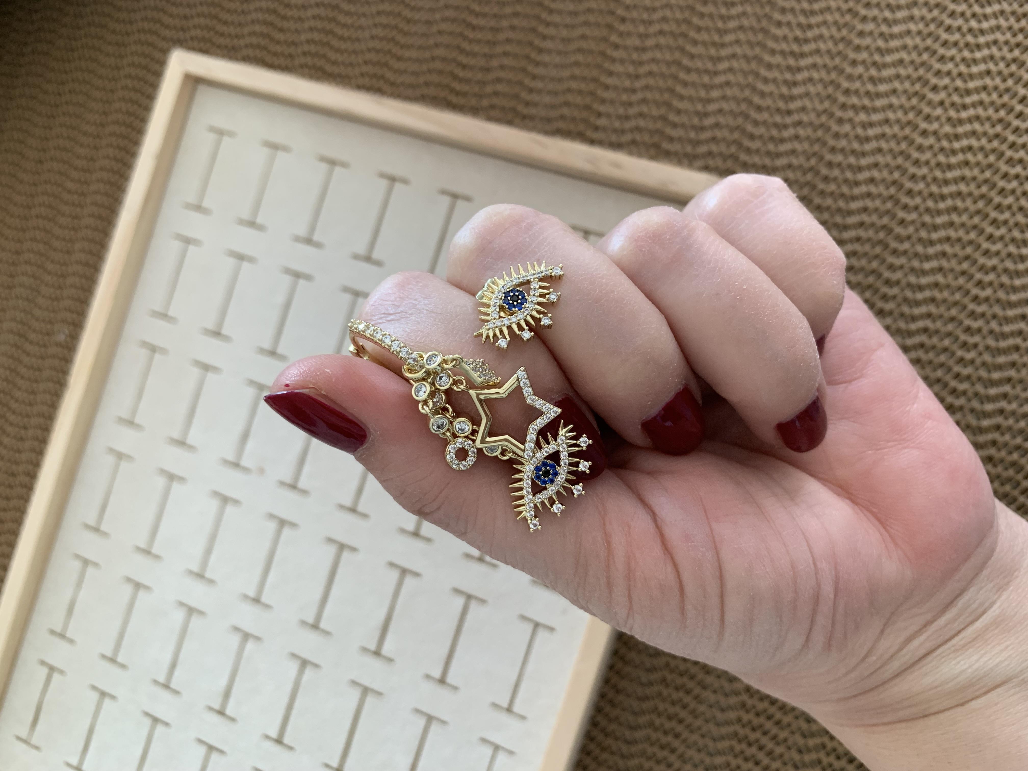 Vip Gold Zirkon Taşlı Kirpikli Göz Charm Tasarım Küpe