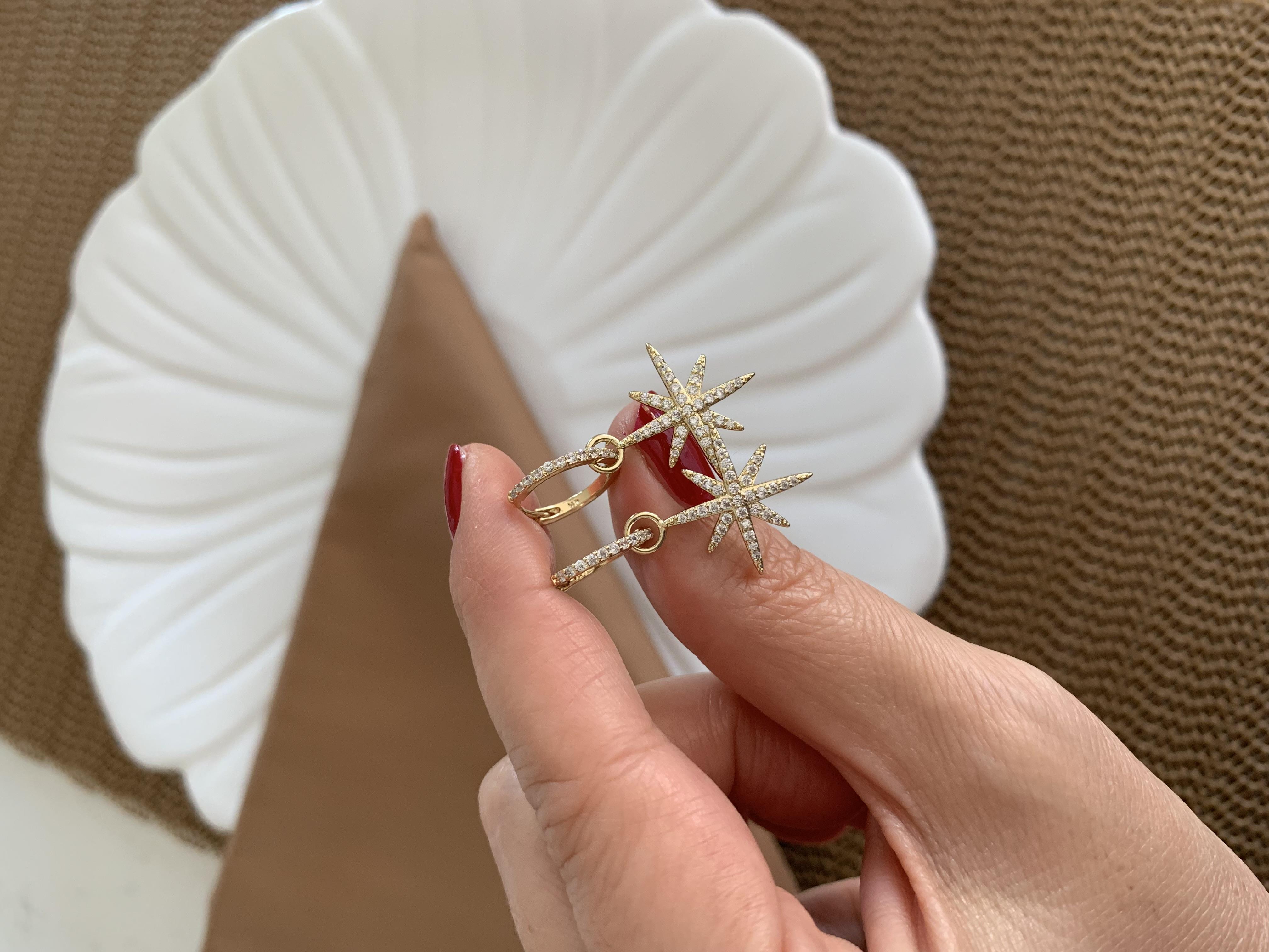 Vip Gold Zirkon Taşlı Kutup Yıldız Halka Küpe