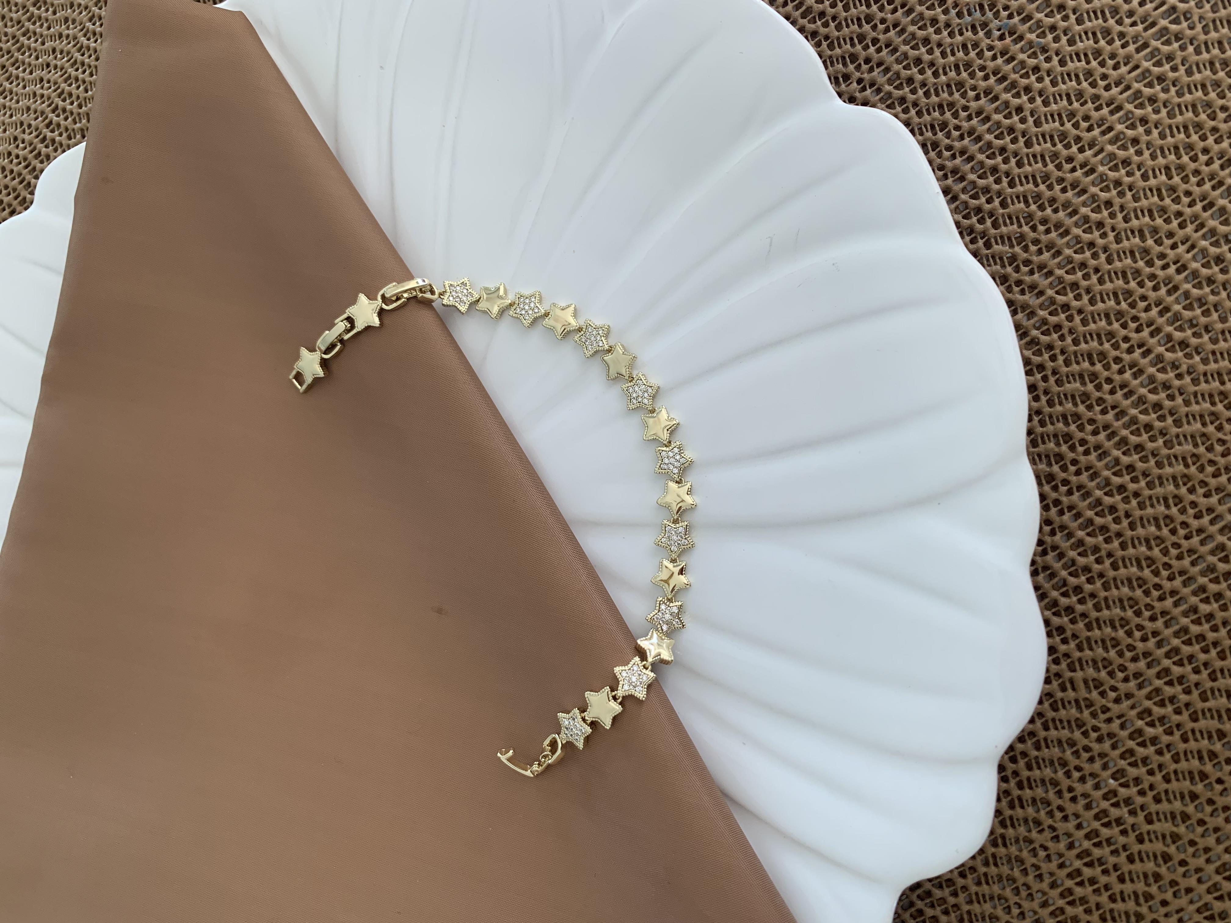 Vip Gold Zirkon Taşlı Plaka Yıldız Sıralı Bileklik