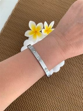 Çelik Crt Kalın Taşlı  Kelepçe Gümüş