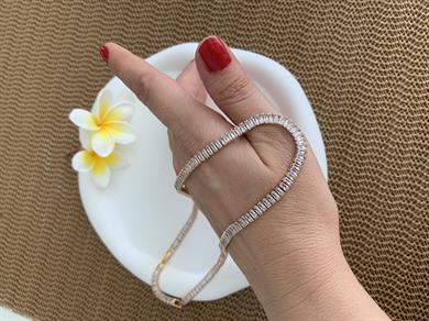 Çelik Gold Orta Baget Taşlı Su Yolu Kolye