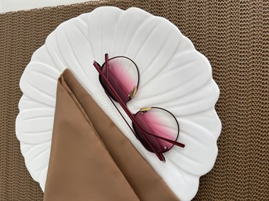 Lotus Bordo