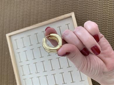 Özel Seri Gold İthal Kaplama Plaka Beşgen Küpe