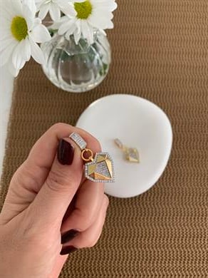 Özel Seri Gümüş Taşlı Elmas Kalp Charm