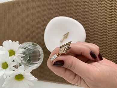 Özel Seri Gümüş Taşlı Üçgen Charm