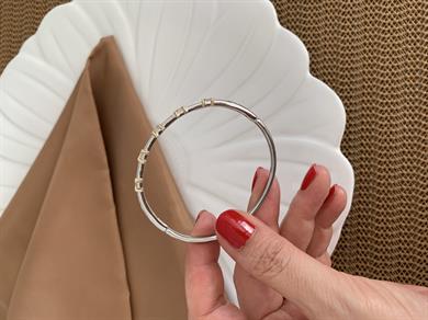 Özel Seri Gümüş Zirkon Taşlı X Sıralı Kelepçe