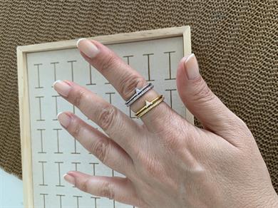 Özel Seri İkili Zirkon Taş Baget Üçgen Tek Taş Yüzük