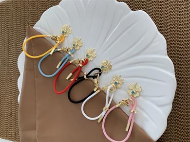 Özel Seri İp Detaylı Nazar Yonca Asansörlü Bileklik