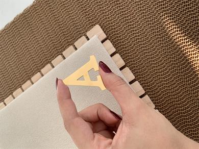 Özel Seri Plaka Büyük Harf Broş