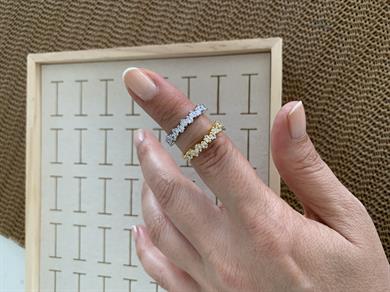 Özel Seri Zirkon Taş Sıralı Baget Yüzük