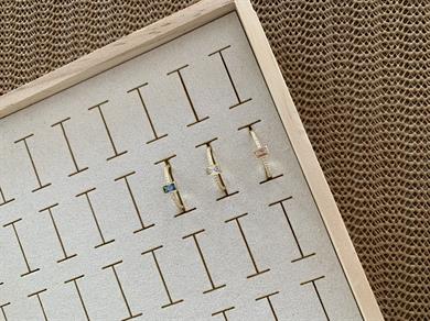 Özel Seri Zirkon Taşlı İki Sıra Baget  Kare Tek Taş Yüzük